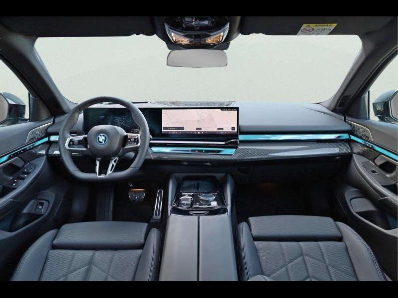 BMW 550 e xDrive Berline Kit M Sport — photo 8