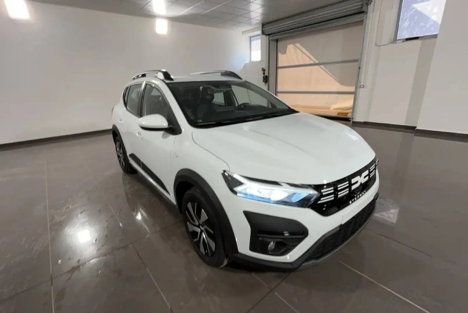 Dacia Sandero Stepway 1.0 TCe ECO-G Expression Bianco - 1