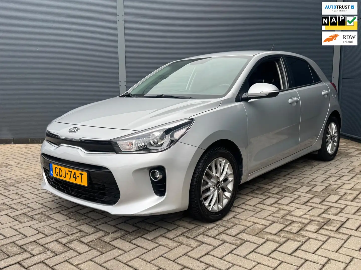 Kia Rio 1.0 TGDI / Facelift / Led / Camera / Carplay Gris - 1