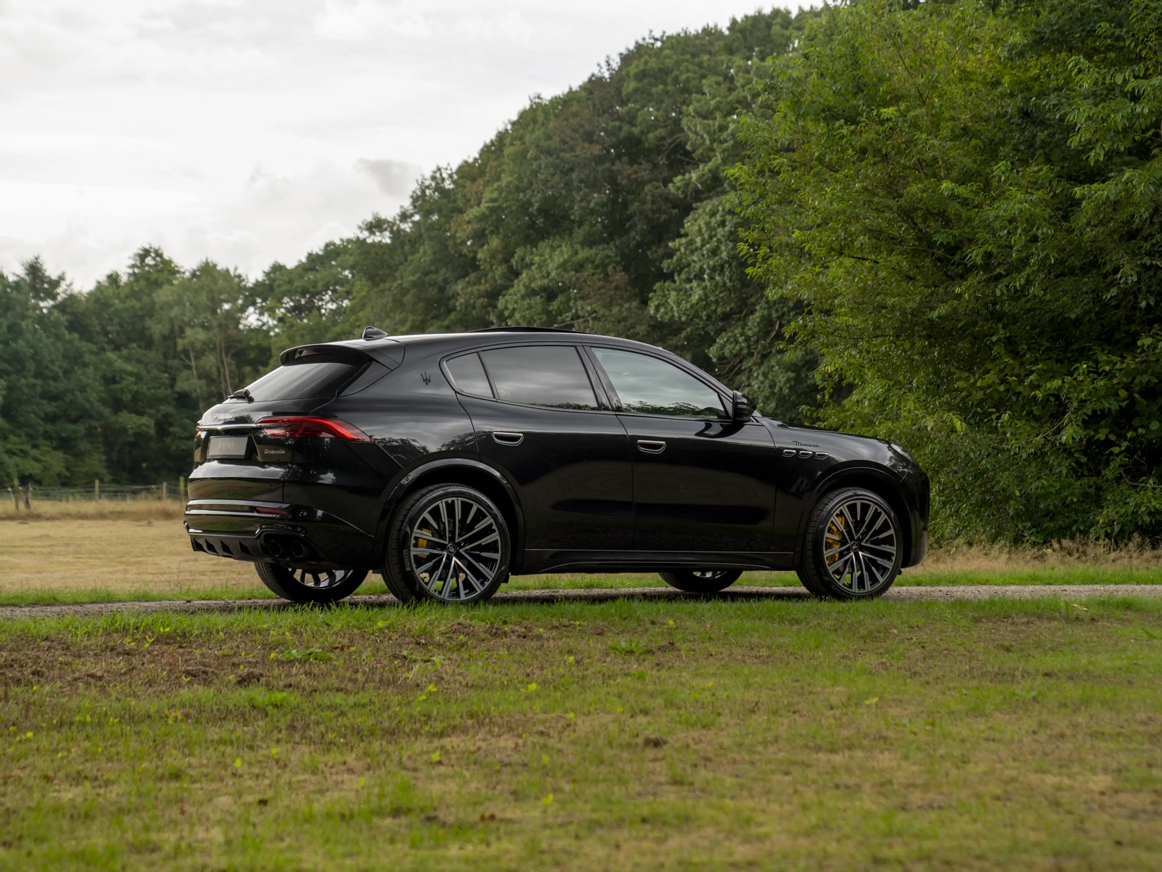 Maserati Grecale Modena 330pk | Luchtvering | Pano-dak | Carbon int — photo 4