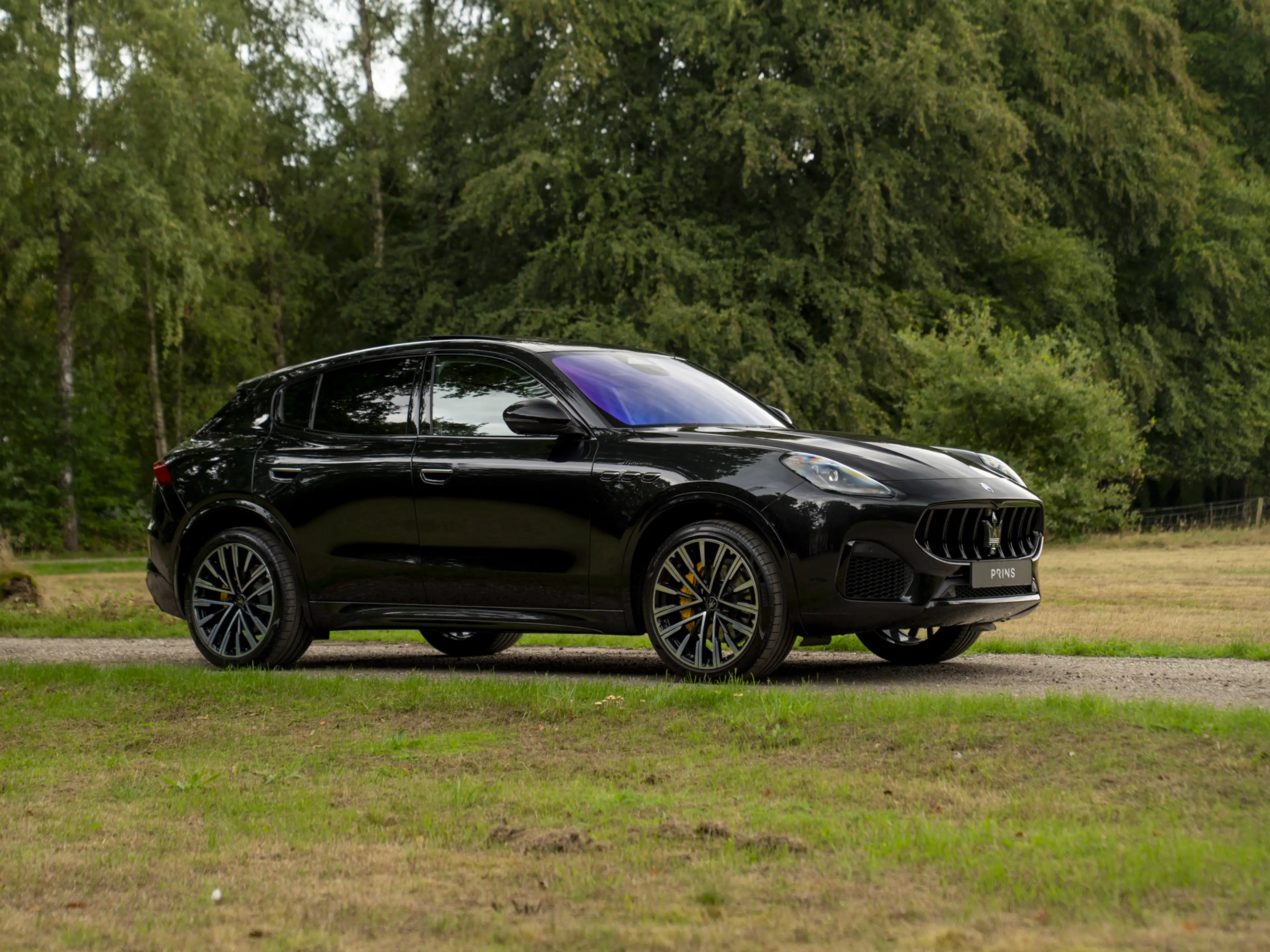 Maserati Grecale Modena 330pk | Luchtvering | Pano-dak | Carbon int — photo 3