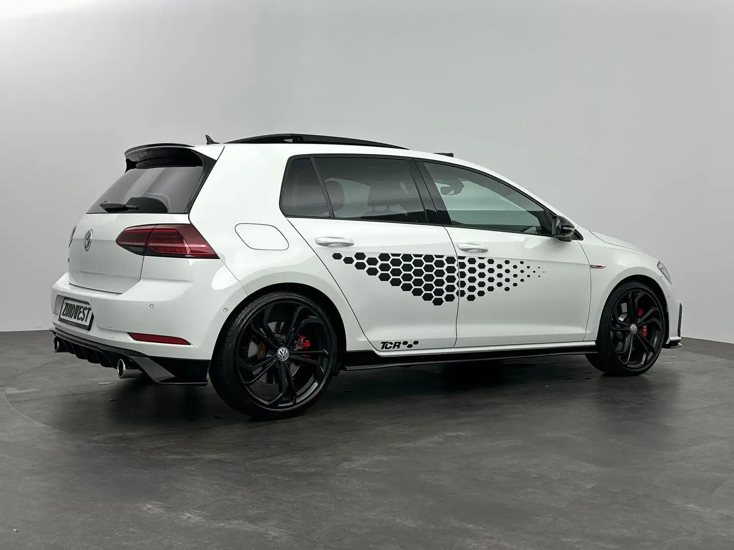Volkswagen Golf GTI 2.0 TSI TCR Leder Pano ACC Camera Dynaudio - 2