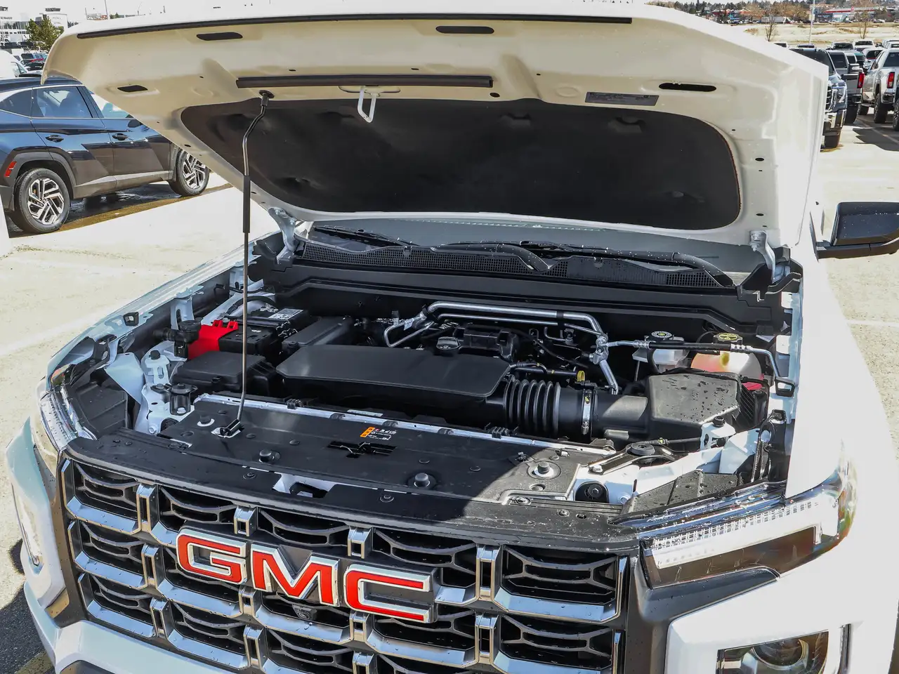 GMC Canyon снимка GMC Canyon