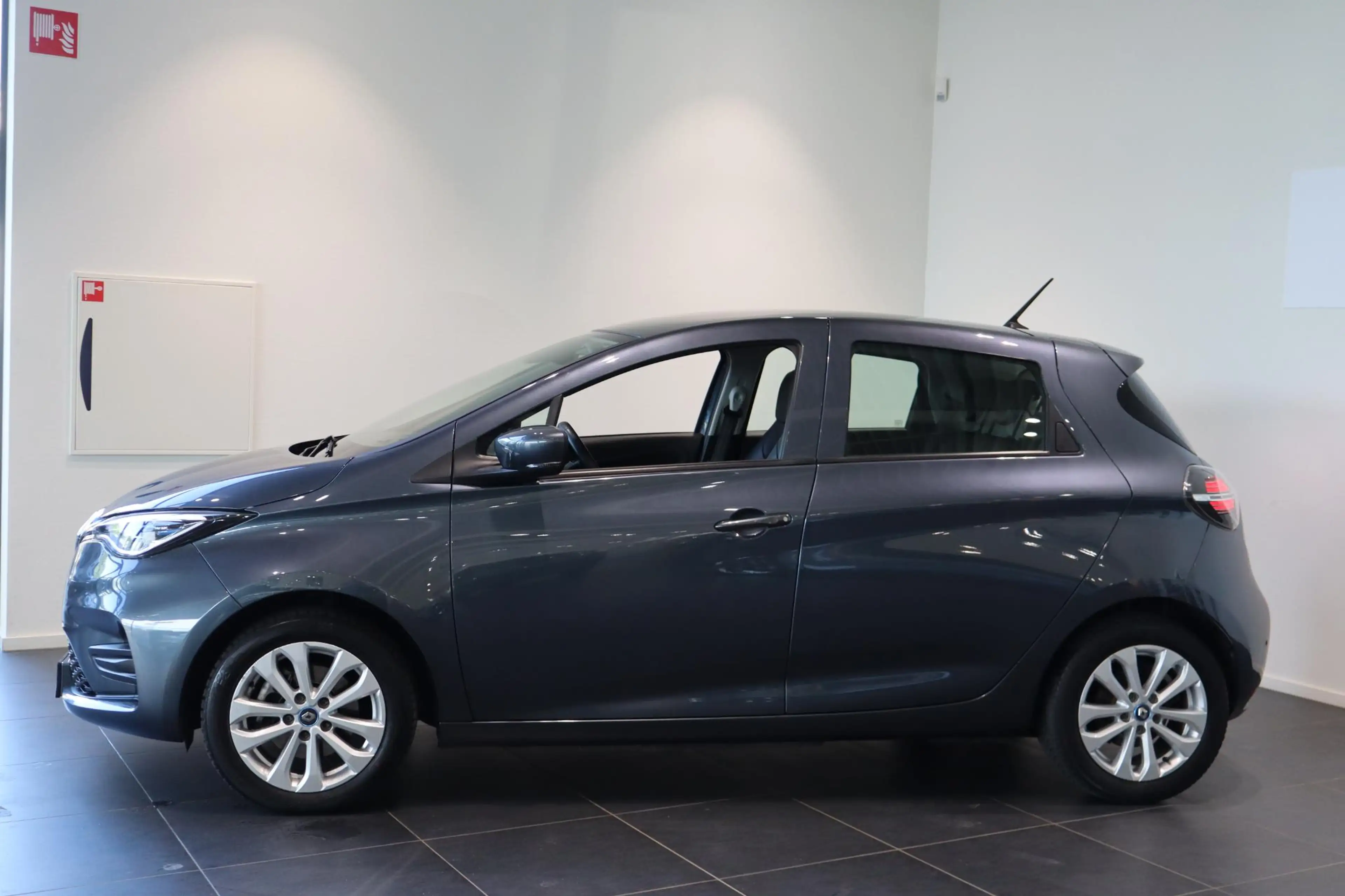Renault ZOE R110 Life 52 kWh (ex Accu) — photo 7