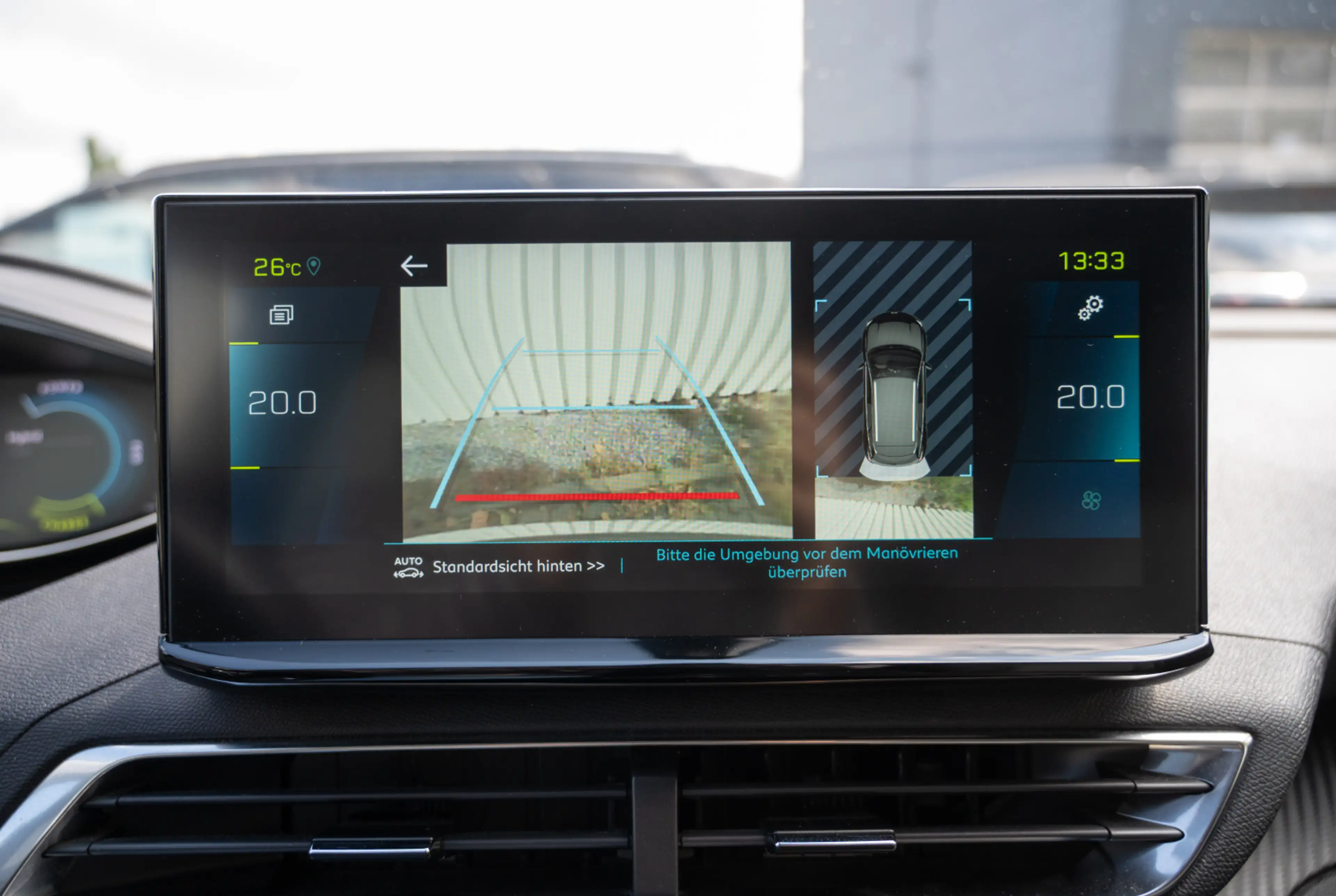 Peugeot 3008 Allure Plug-In-Hybrid 225 e-EAT8 *OBC-7,4kW*NAVI* — photo 8