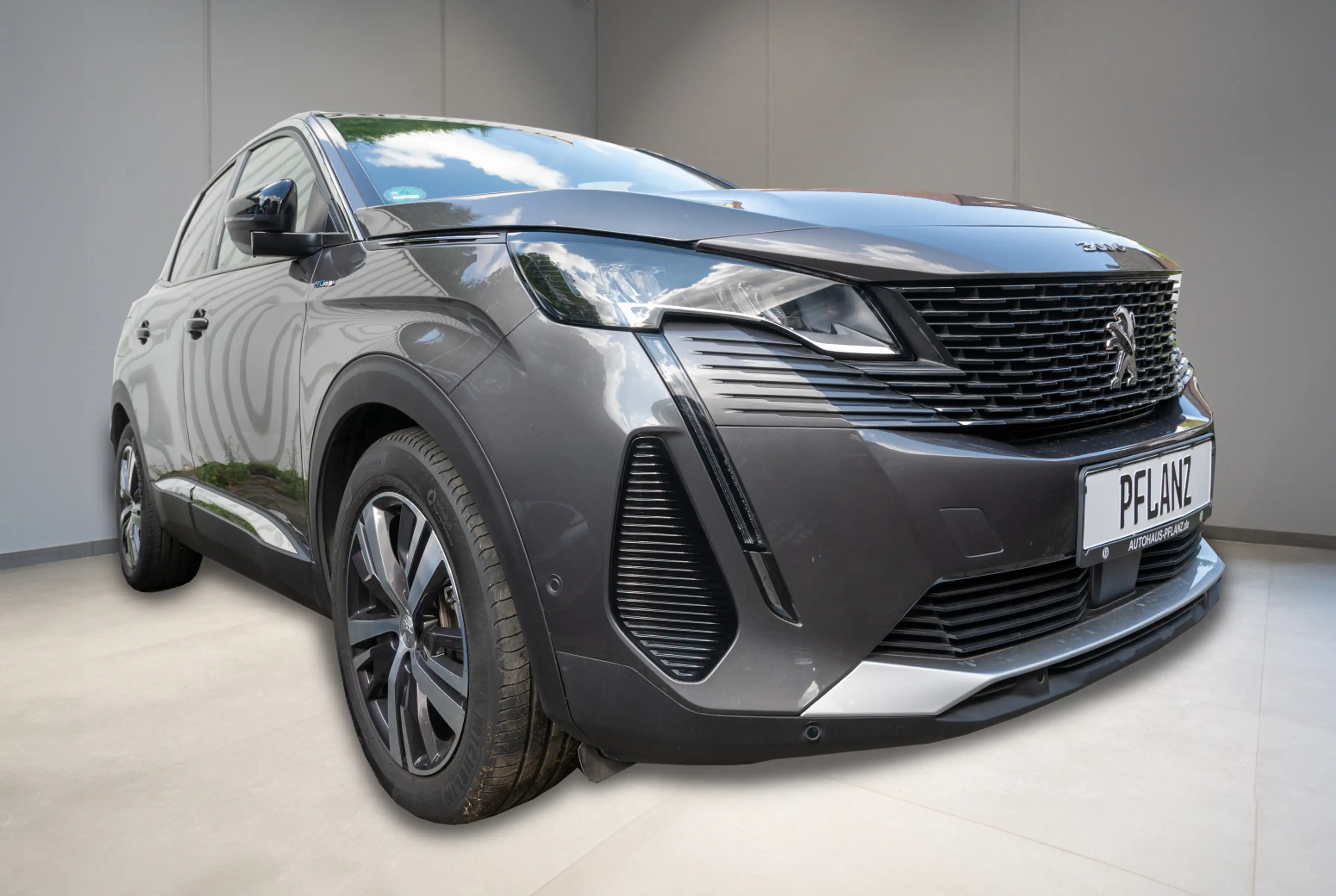 Peugeot 3008 Allure Plug-In-Hybrid 225 e-EAT8 *OBC-7,4kW*NAVI* — photo 2