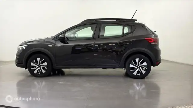 Dacia Sandero view 7