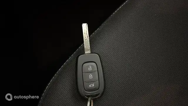 Dacia Sandero view 16