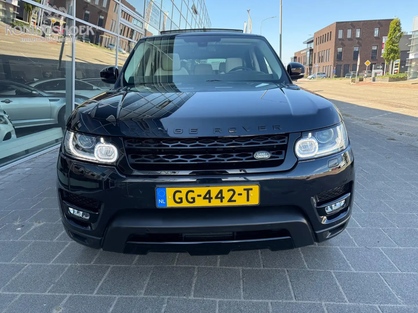 Land Rover Range Rover Sport 3.0 TDV6 HSE Dynamic Schwarz - 2