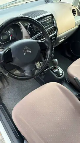 Citroen C-Zero view 12