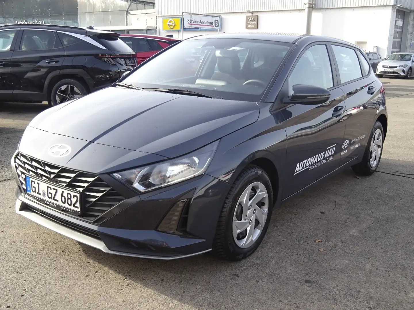 Hyundai i20 1.2 Select inkl. Big Deal! Grau - 2