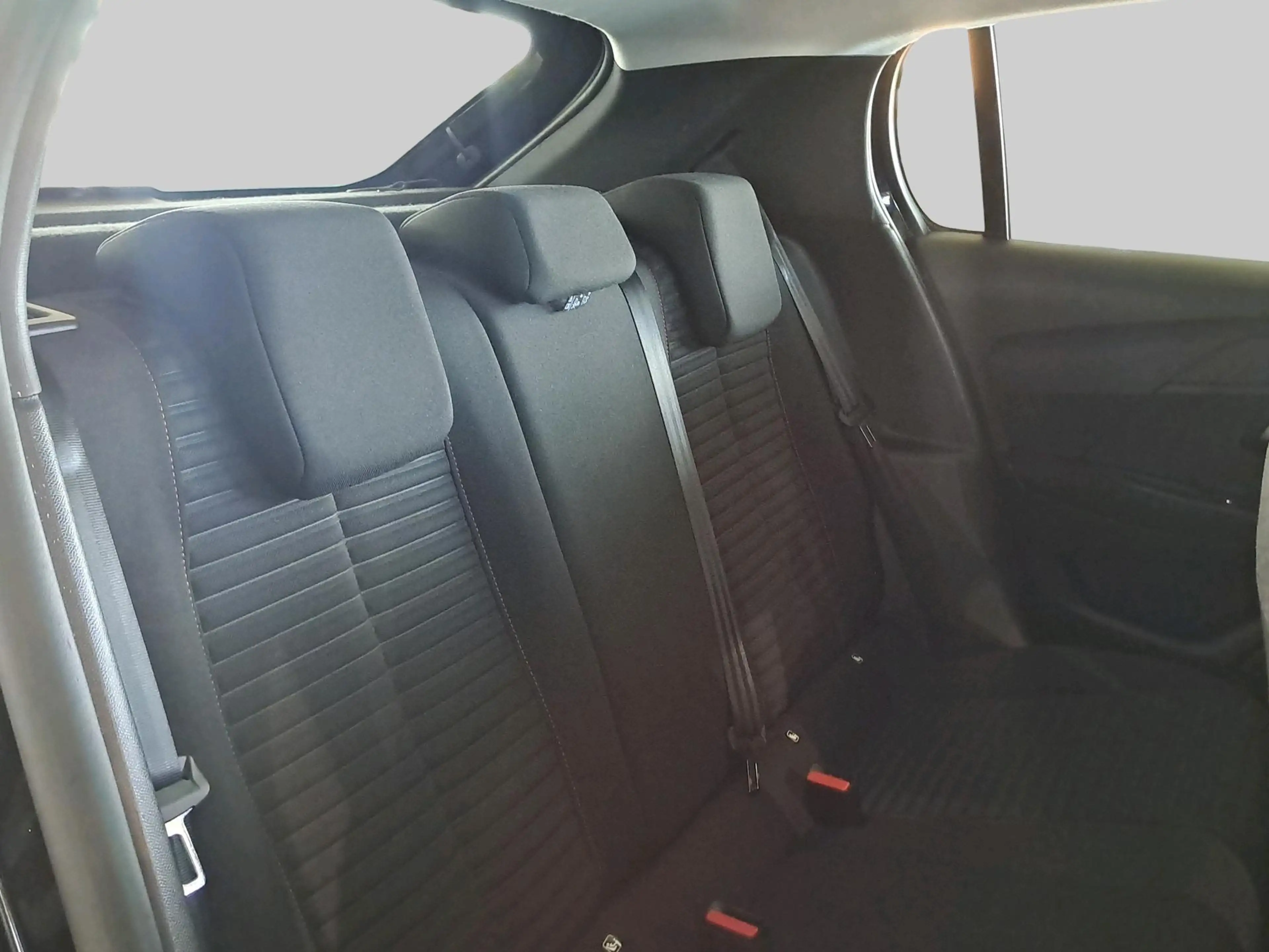 Peugeot 208 1.2 PureTech Active Pack | Apple Carplay/Android A — photo 14