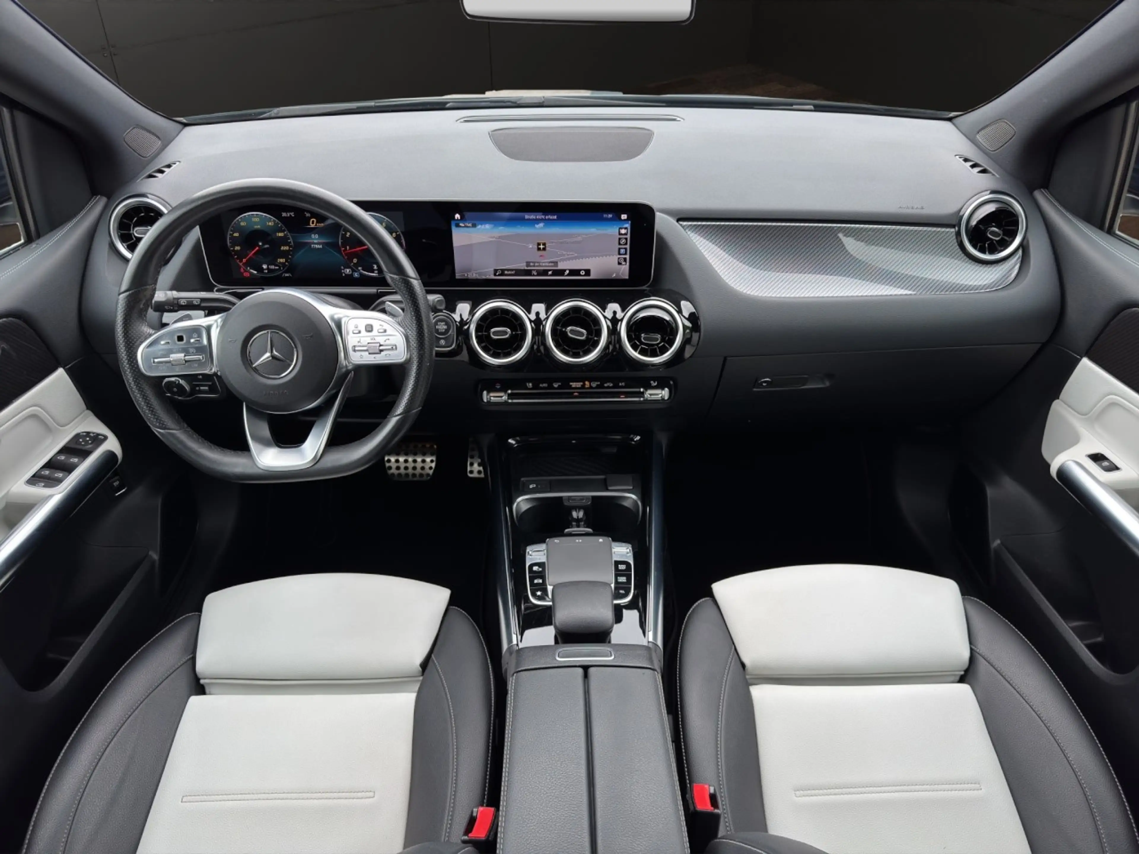 Mercedes-Benz B 200 DCT AMG-Line NAVI*KAMERA*AHK Klima Navi — photo 13