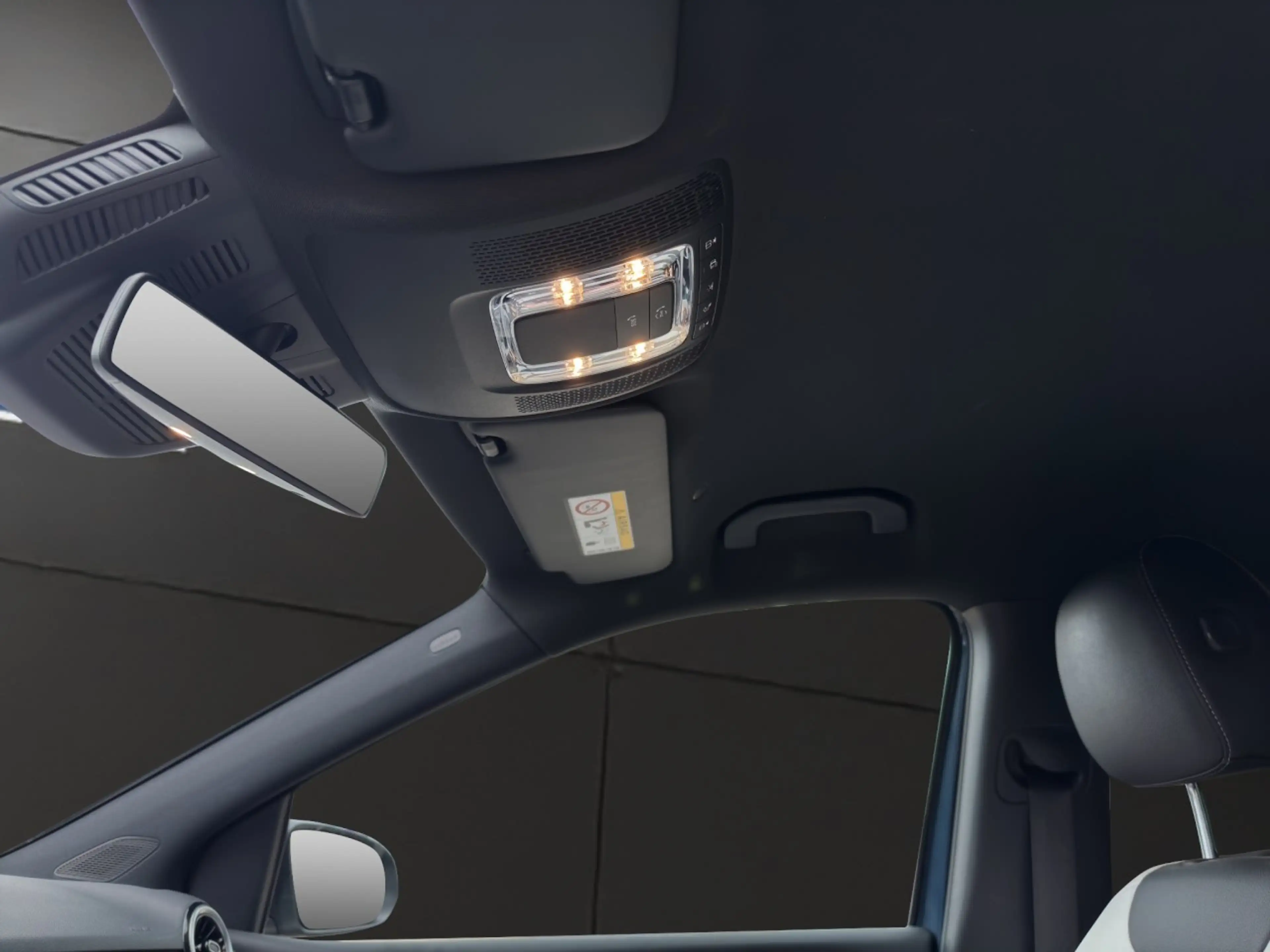 Mercedes-Benz B 200 DCT AMG-Line NAVI*KAMERA*AHK Klima Navi — photo 20