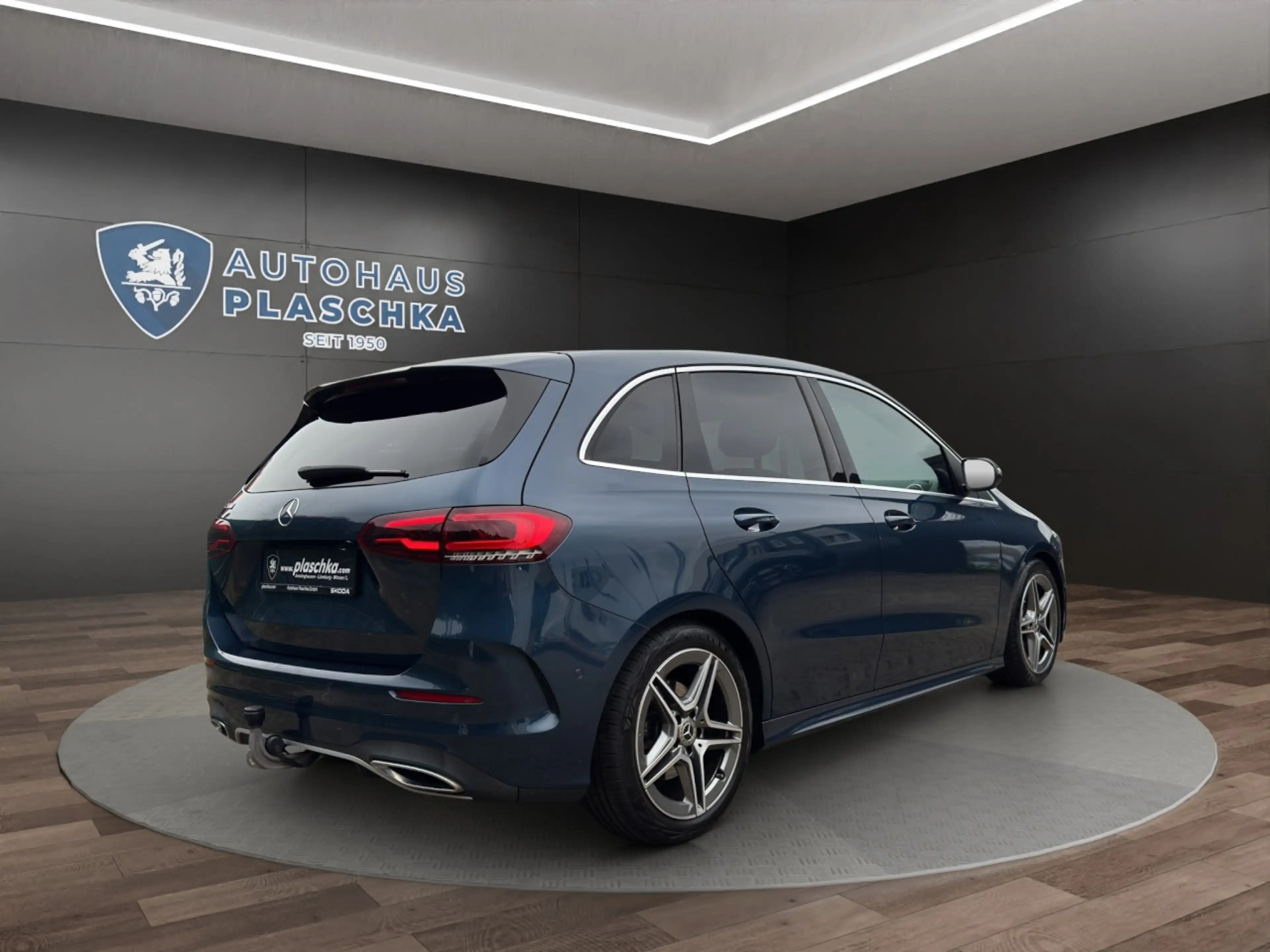 Mercedes-Benz B 200 DCT AMG-Line NAVI*KAMERA*AHK Klima Navi — photo 5