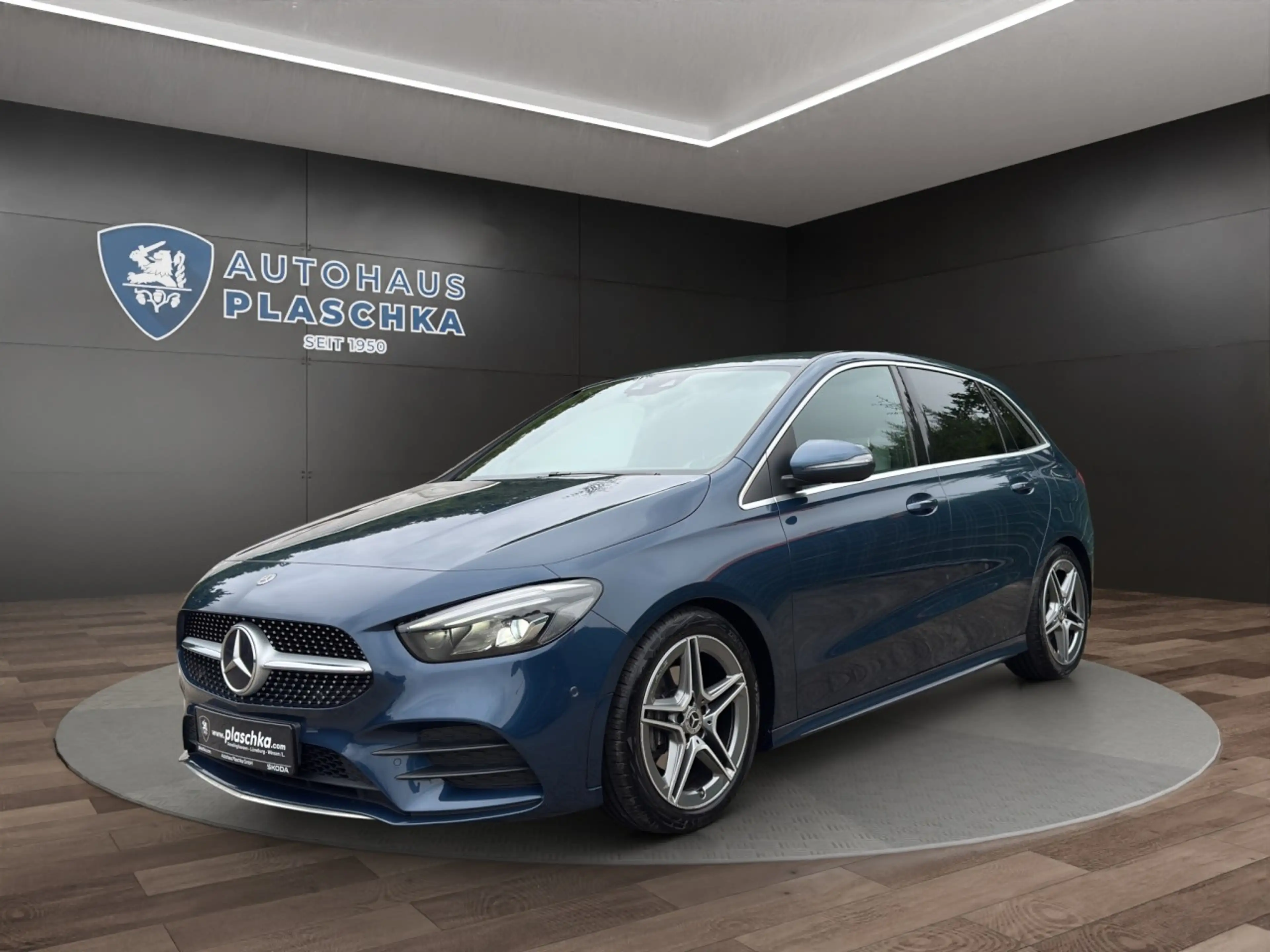Mercedes-Benz B 200 DCT AMG-Line NAVI*KAMERA*AHK Klima Navi