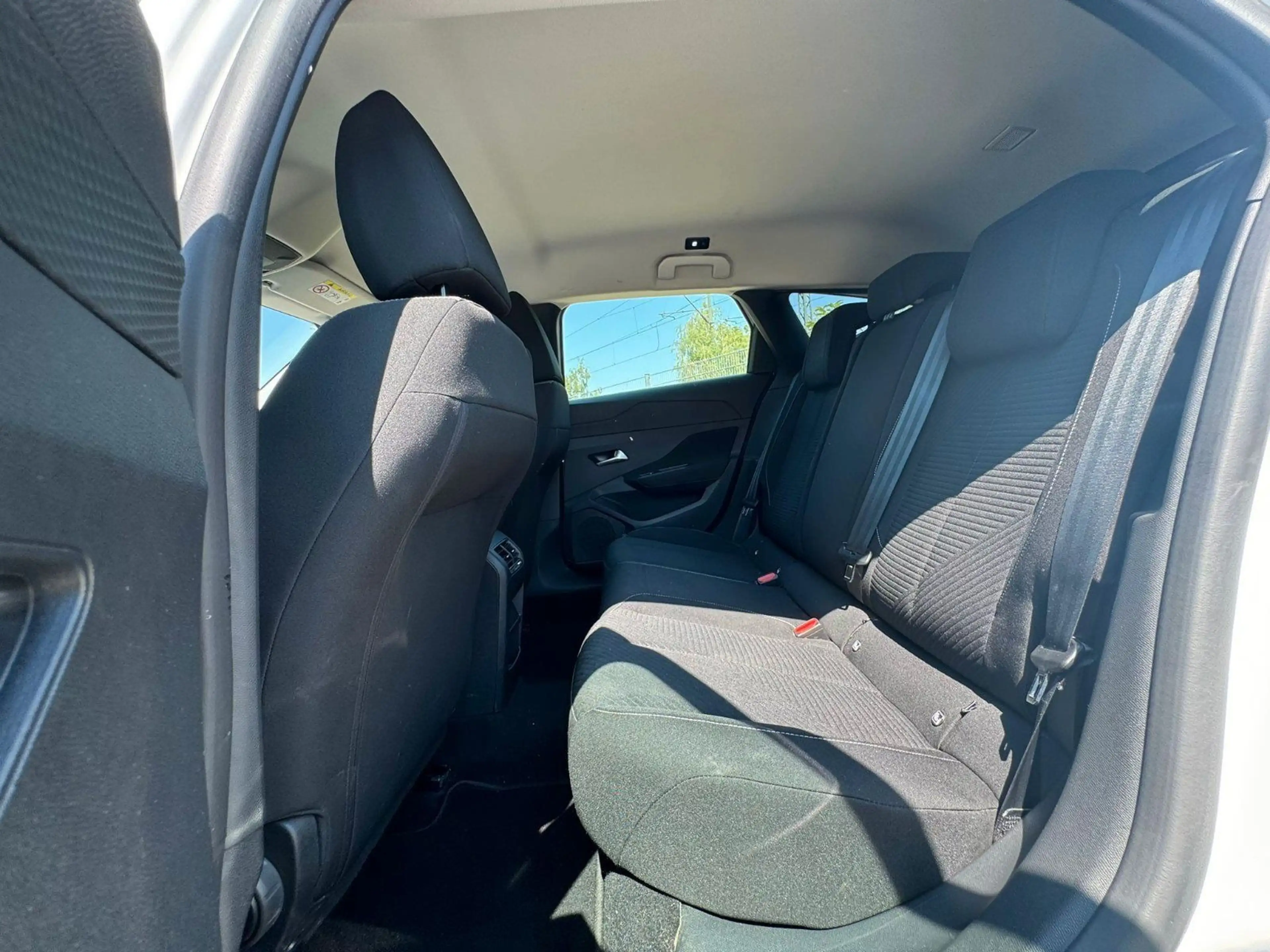 Peugeot 308 SW Active Pack. NAVI. AUT. LED. CarPlay — photo 9