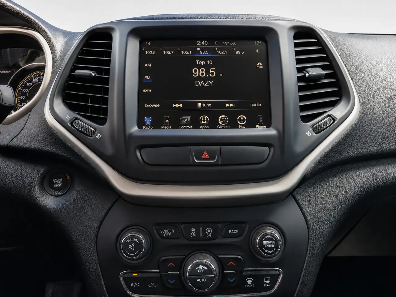 Jeep Cherokee снимка Jeep Cherokee