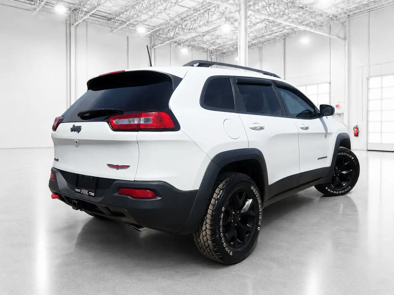 Jeep Cherokee снимка Jeep Cherokee