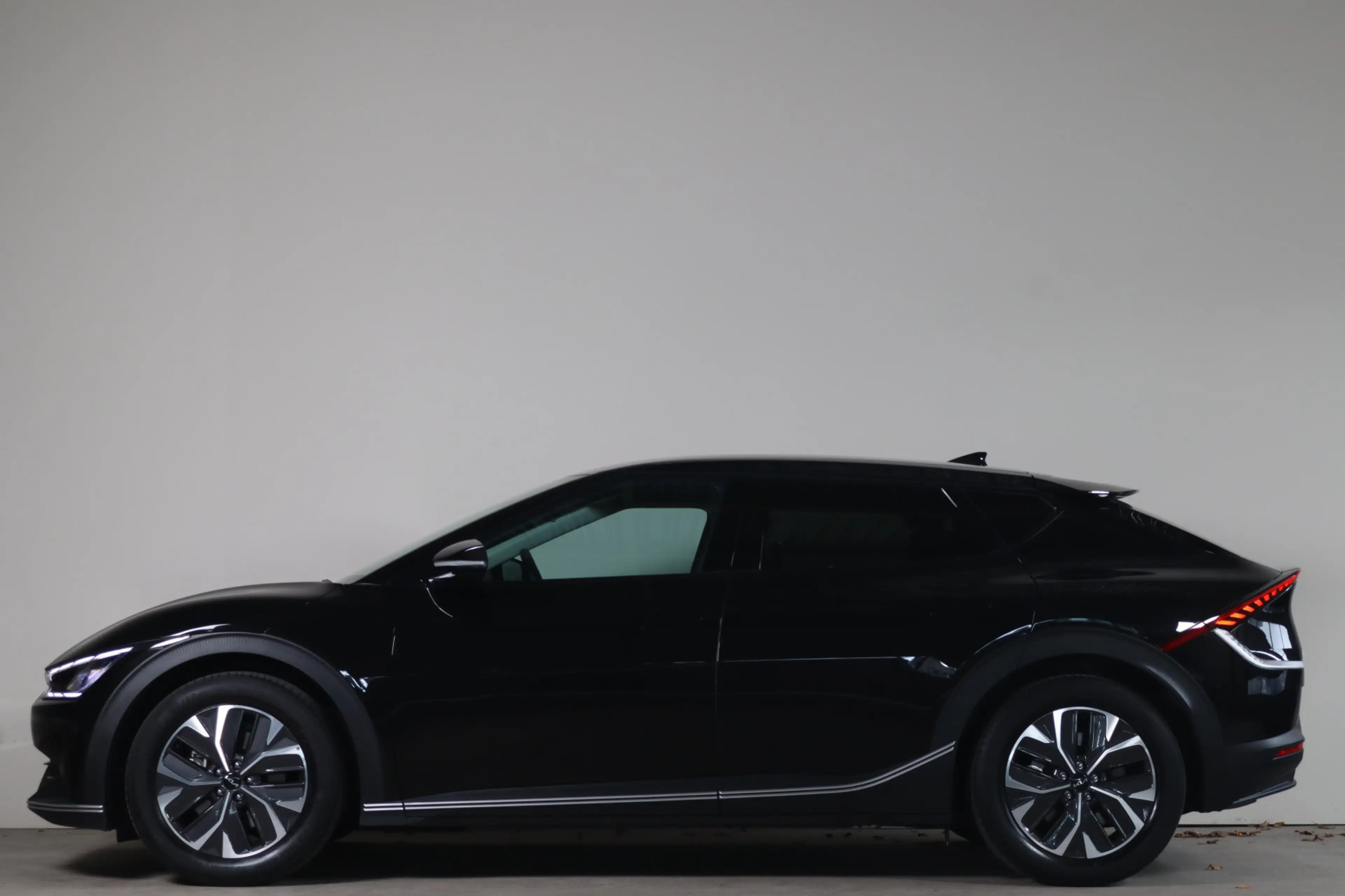 Kia EV6 Light Edition 58 kWh - NL Auto!! Stoel+stuurverw I — photo 13