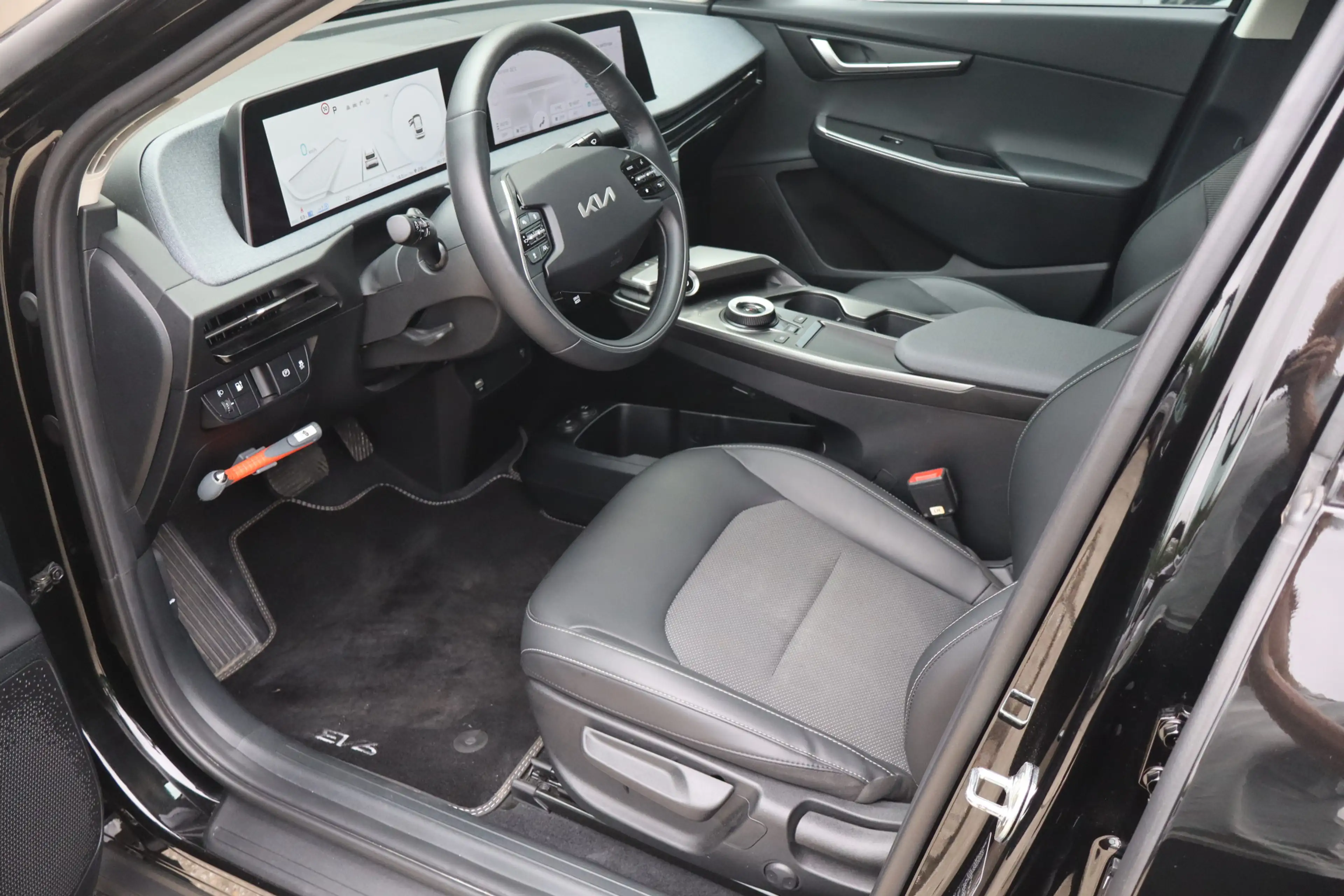 Kia EV6 Light Edition 58 kWh - NL Auto!! Stoel+stuurverw I — photo 4
