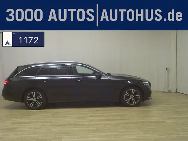 Mercedes-Benz E 200 MB E 200 T d Avantgarde T Leder Navi LED RFK AHK