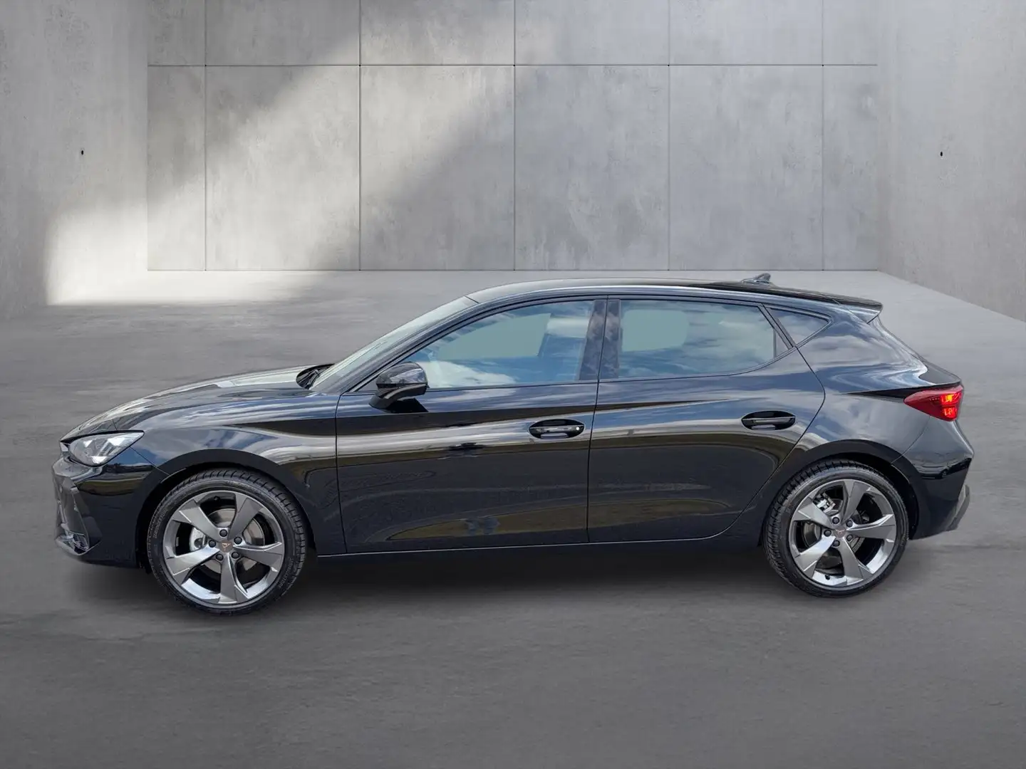 CUPRA Leon 1.5 TSI ACT Schwarz - 2