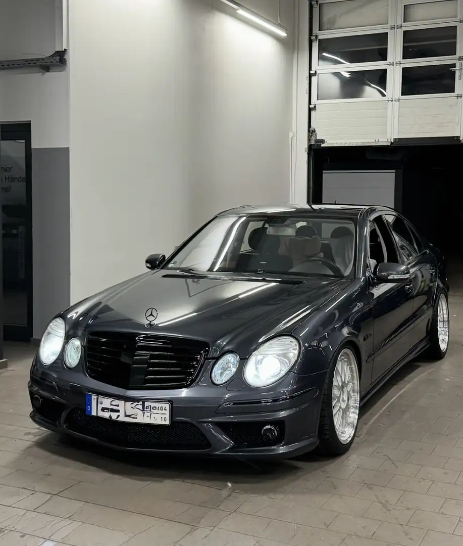 Mercedes-Benz E 63 AMG 7G-TRONIC Gris - 1