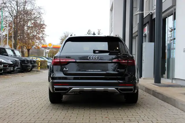 Audi A4 view 6