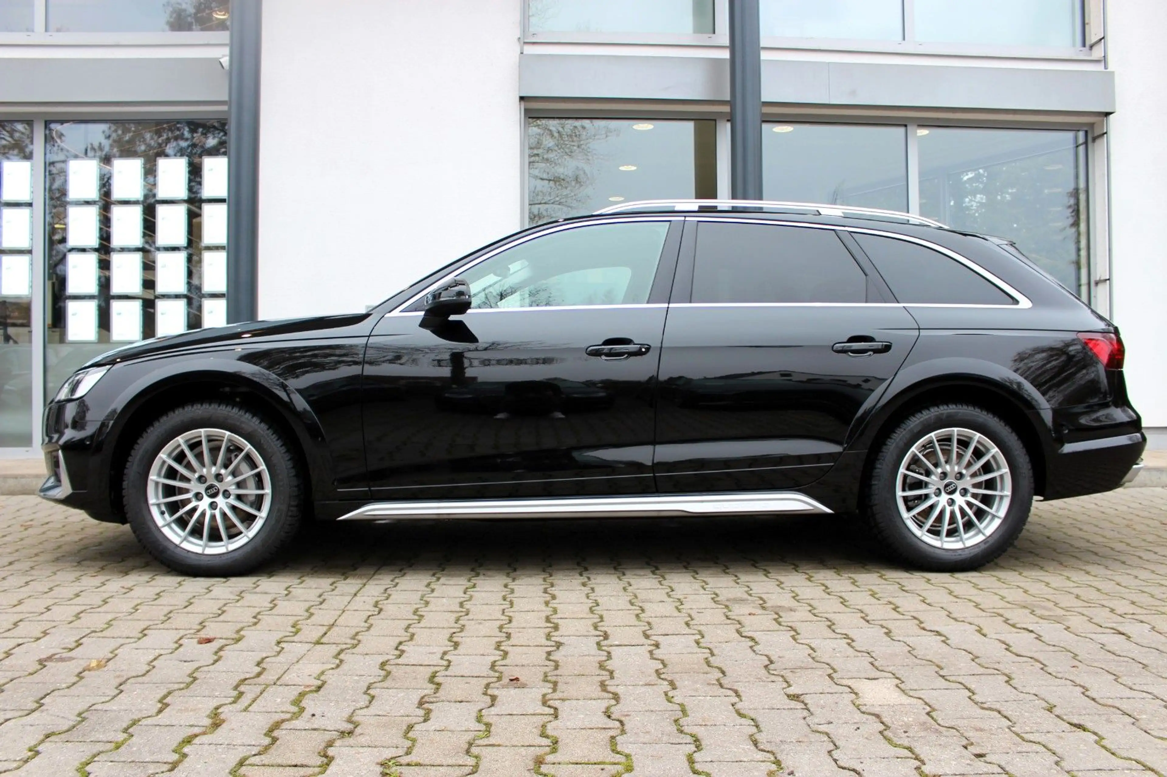 Audi A4 allroad quattro 40TDI / MATRIX/ AHK/ MAGNETIC — photo 8