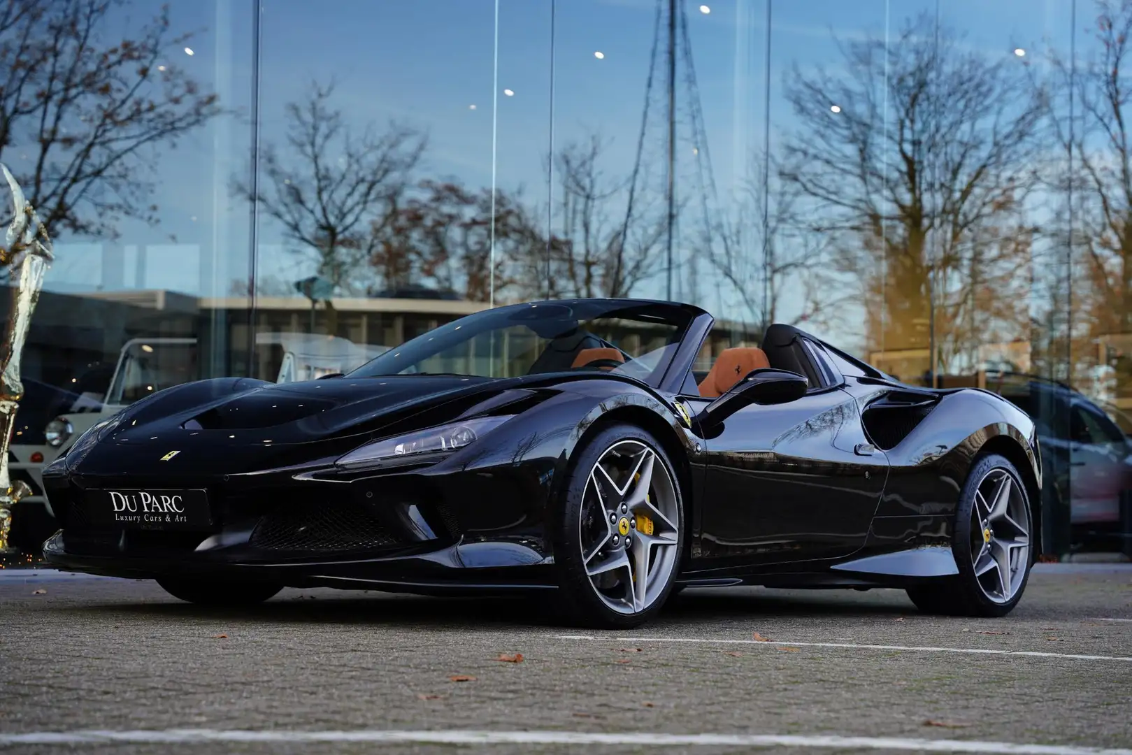 Ferrari F8 Spider 3.9 V8 HELE Cuoio Interior 18 D.Km Schwarz - 1