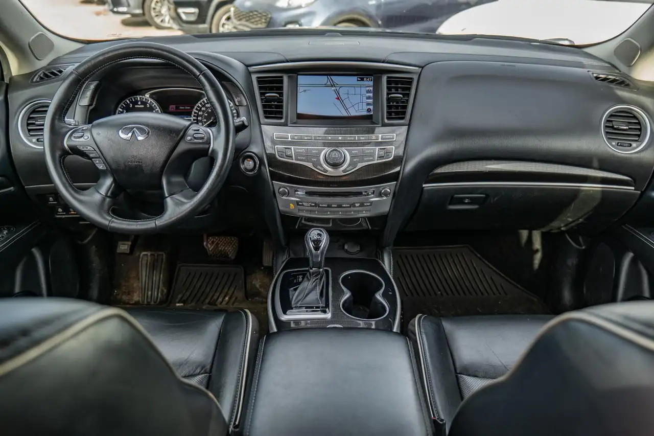 Infiniti QX60 снимка Infiniti QX60