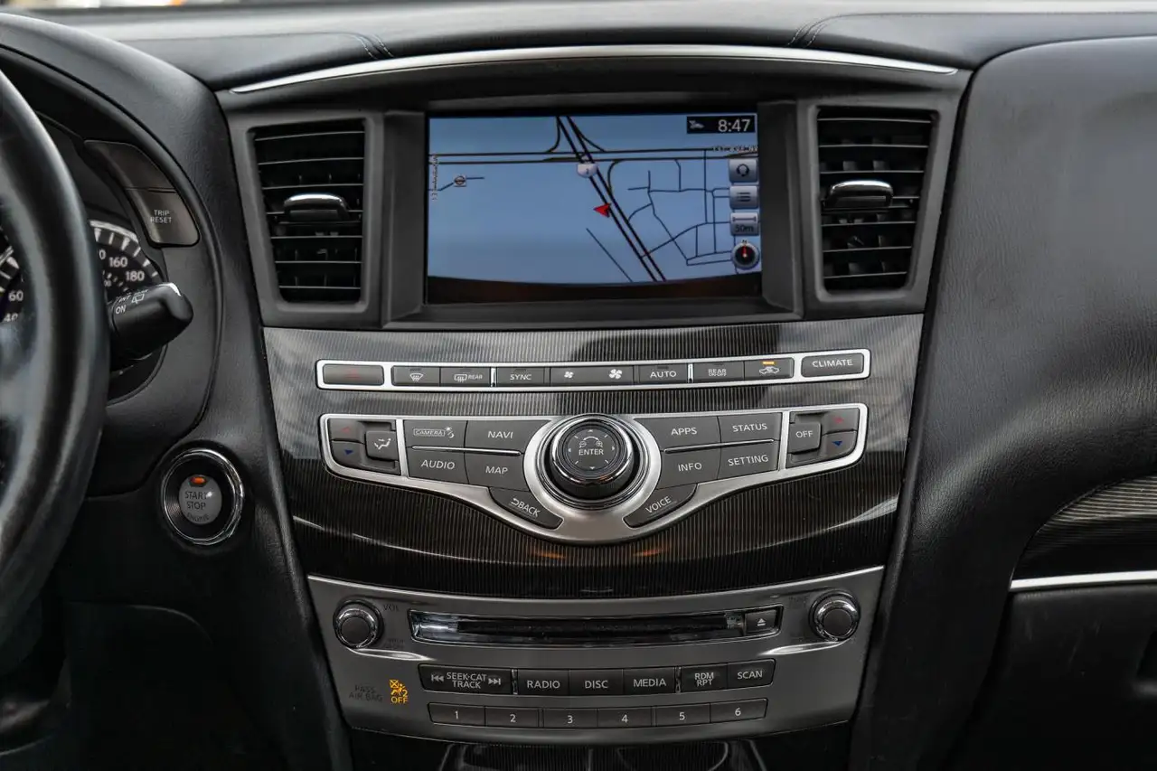 Infiniti QX60 снимка Infiniti QX60