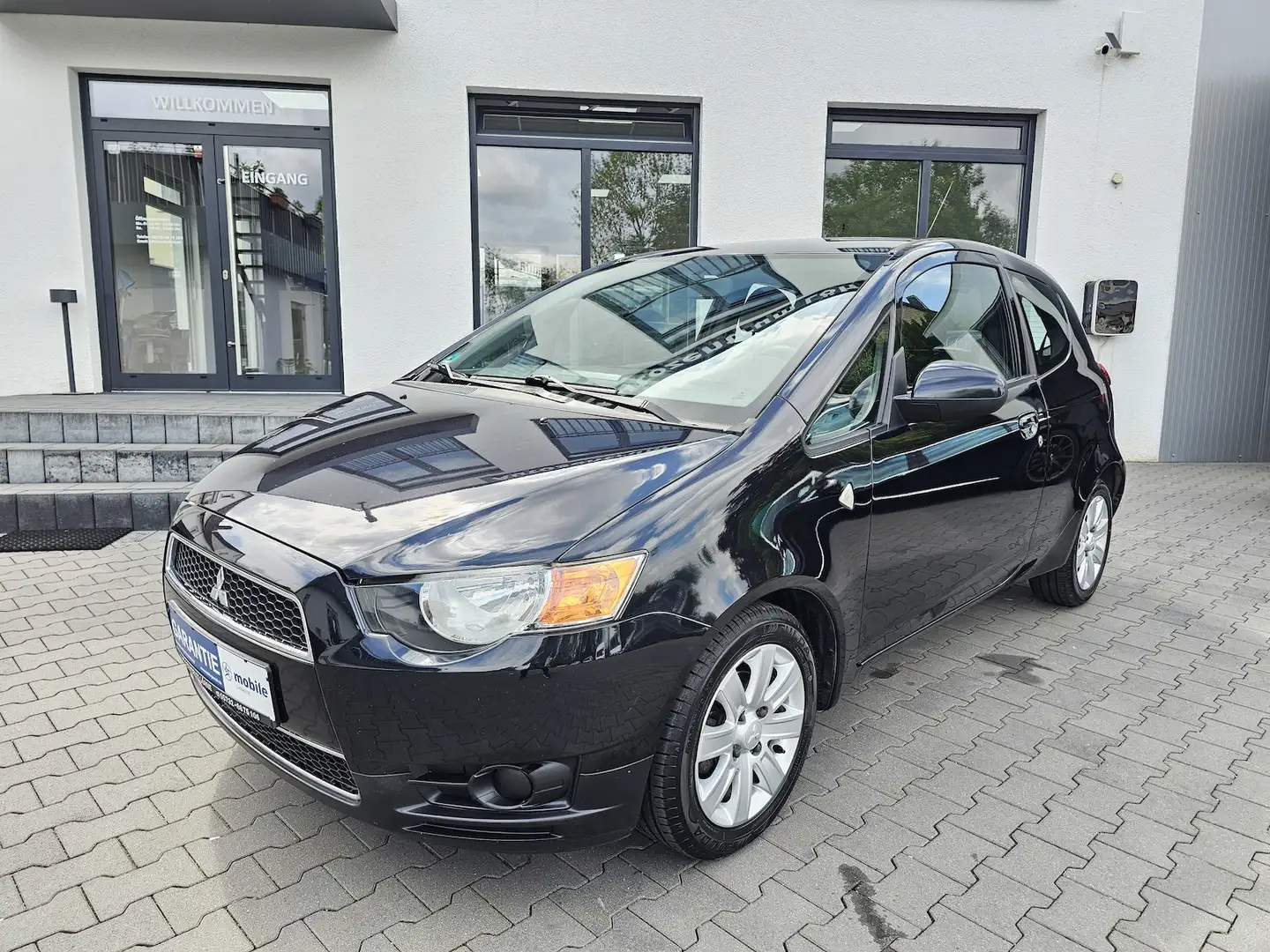 Mitsubishi Colt 1.3 XTRA KLIMA PDC TEMPOMAT AUS 1.HAND Noir - 1