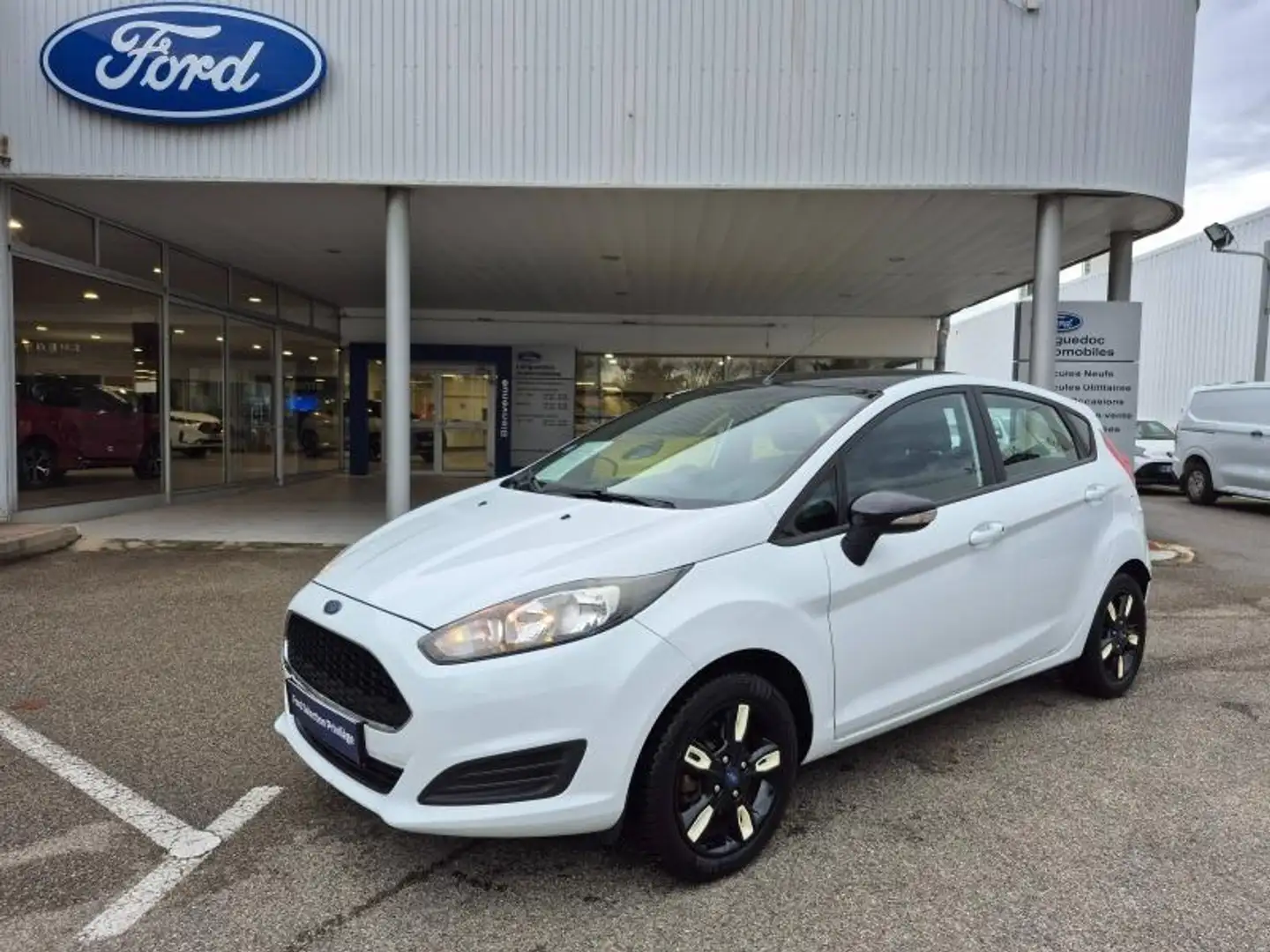 Ford Fiesta 1.25 82ch Edition 5p Weiß - 1