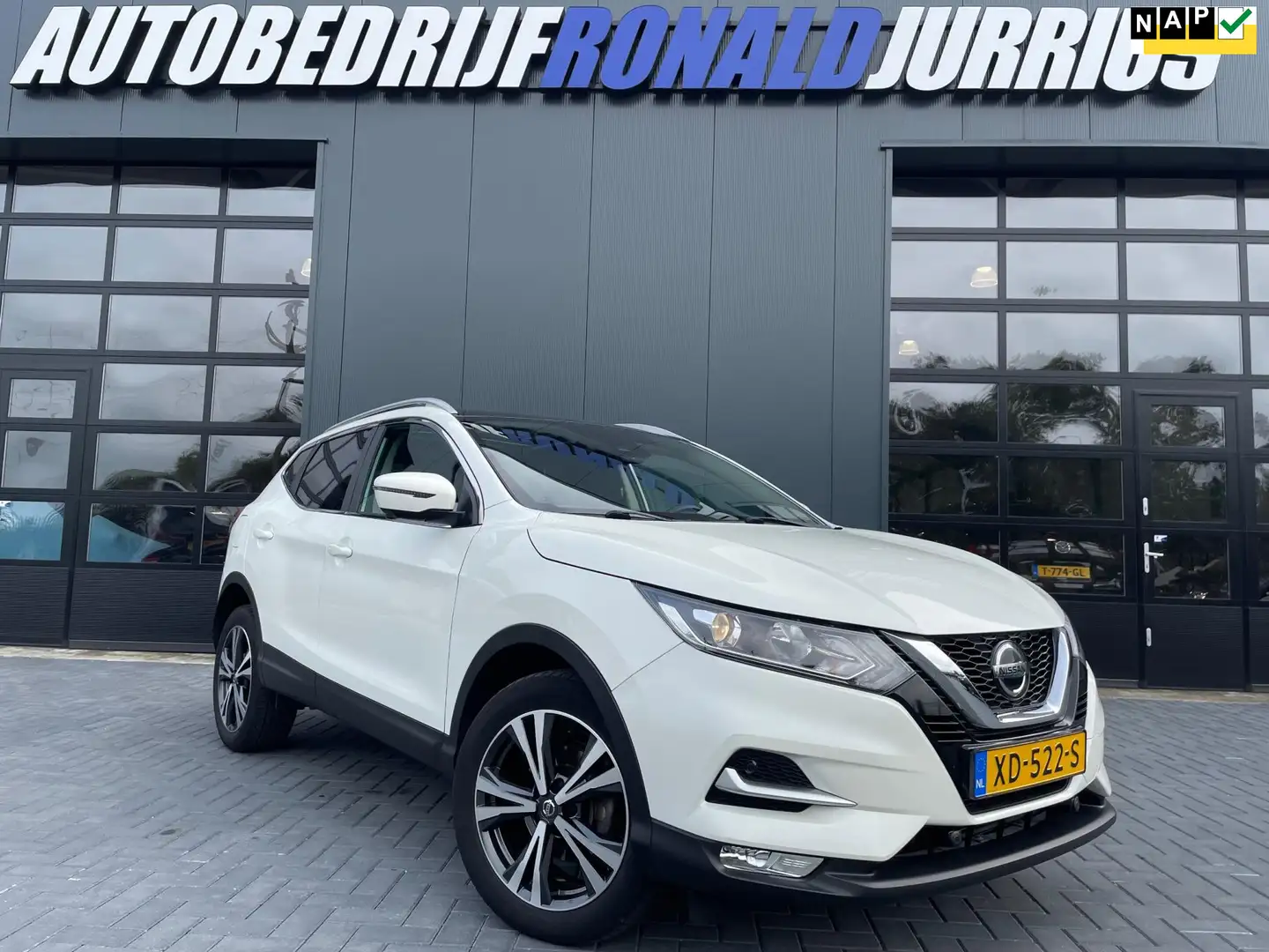 Nissan Qashqai 1.2 Tekna + Lage.km /Panoramadak/Automaat/Camera/C Wit - 1