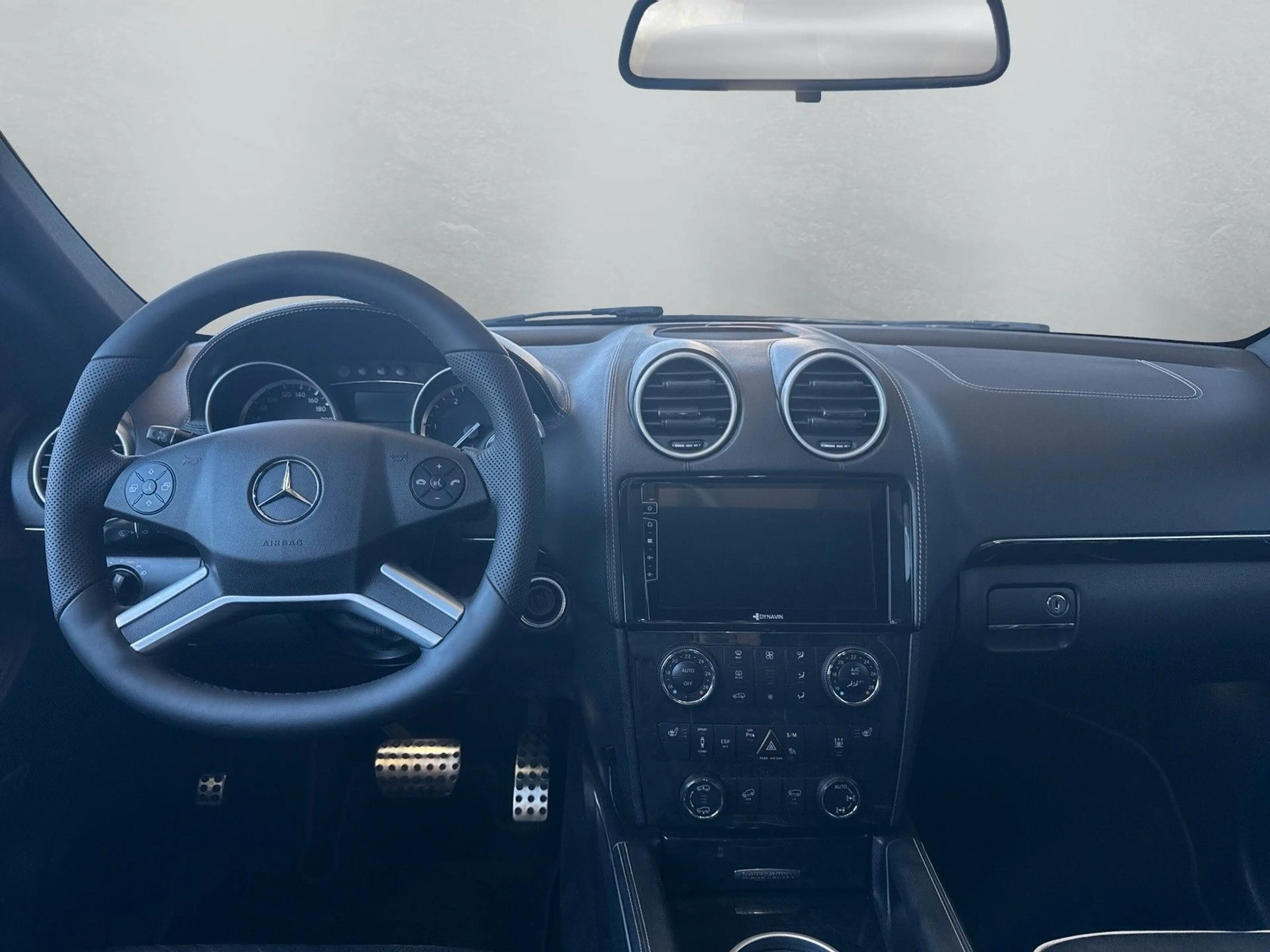Mercedes-Benz ML 300 CDI Blue E-4Matic Blackline AHK 22Zoll — photo 10