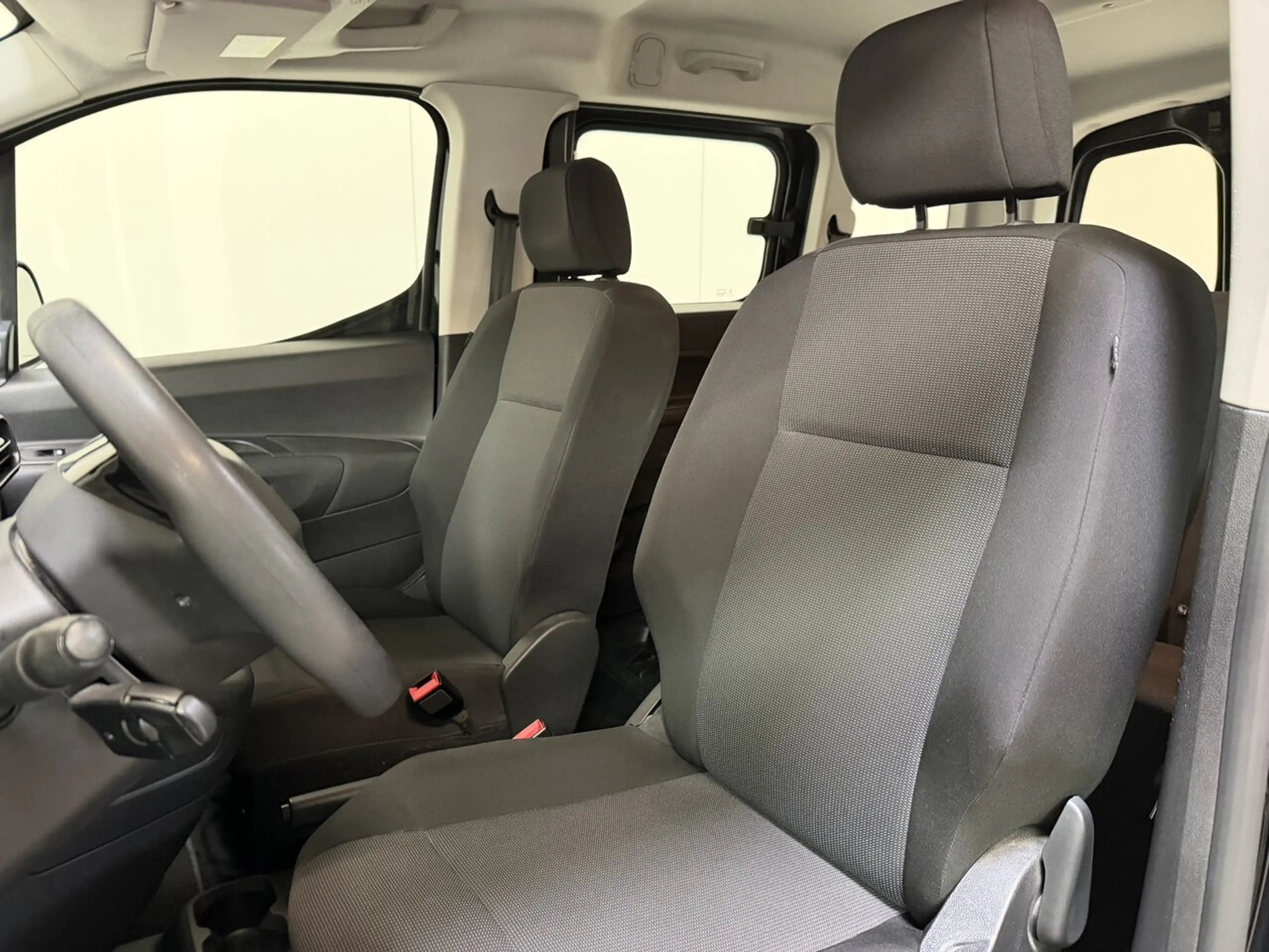 Peugeot Rifter 1.2 Benzine Man. - Airco - GPS - Topstaat! 1Ste... — photo 17