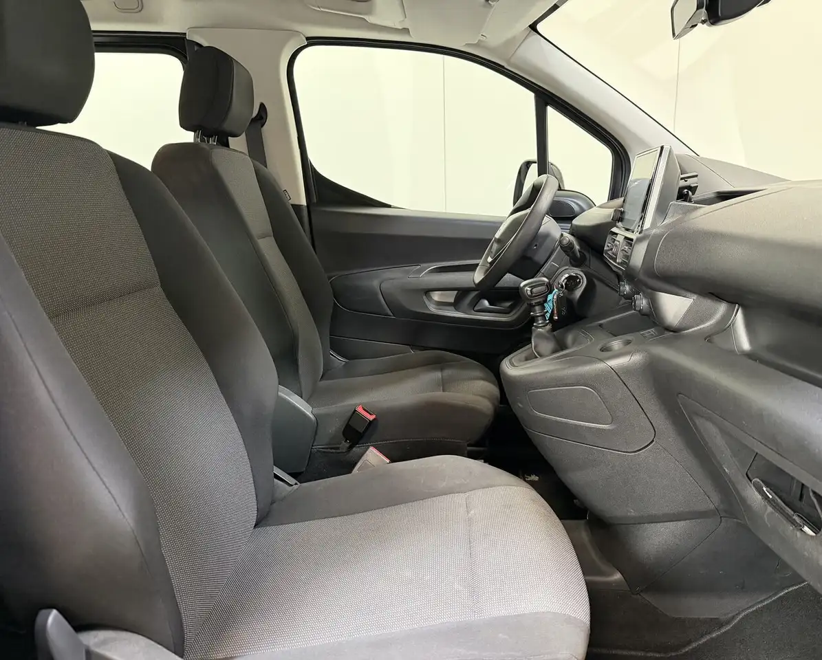 Peugeot Rifter 1.2 Benzine Man. Airco GPS Topstaat! 1Ste..., миниатюра 2