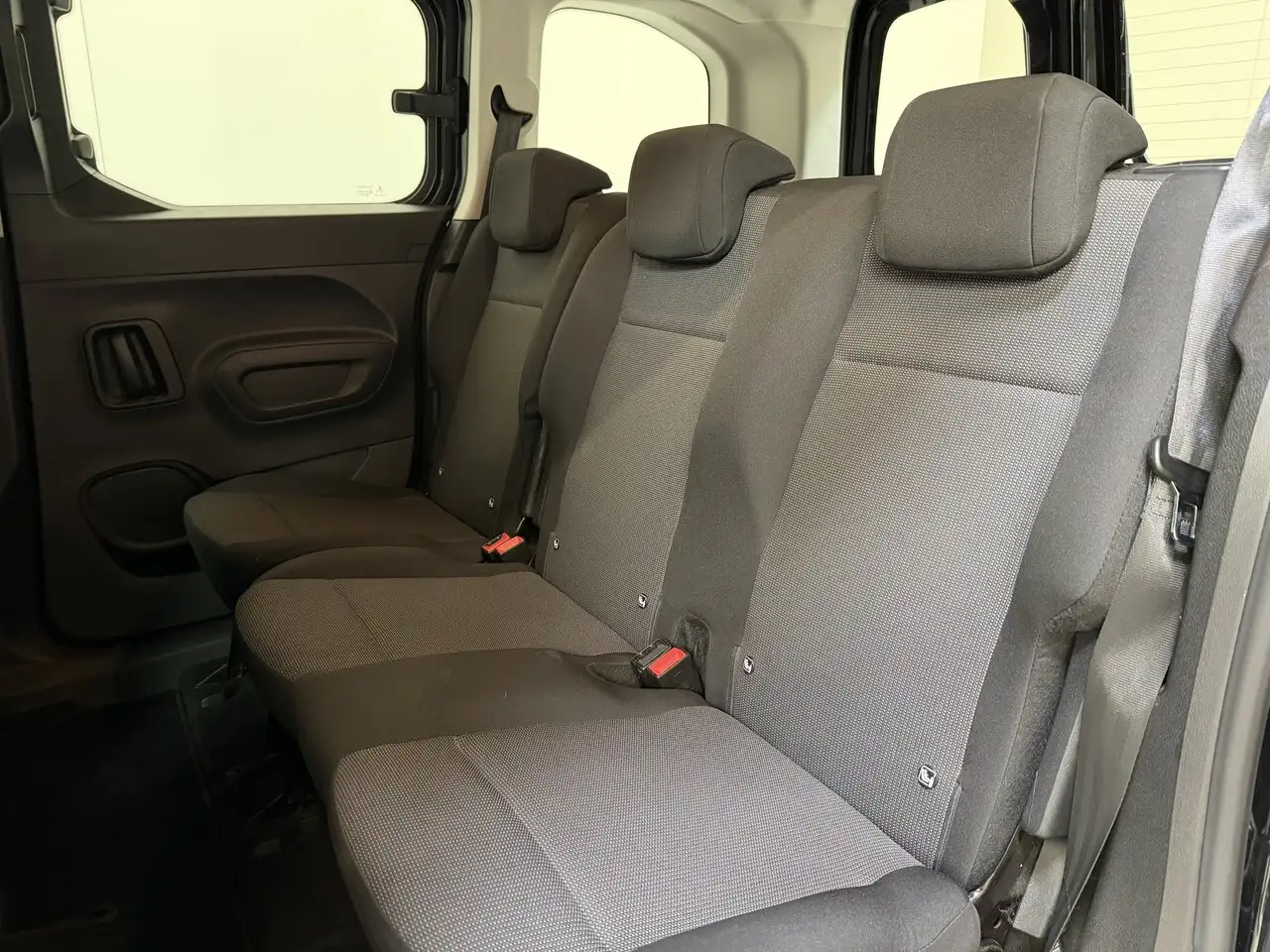 Peugeot Rifter 1.2 Benzine Man. Airco GPS Topstaat! 1Ste..., миниатюра 9