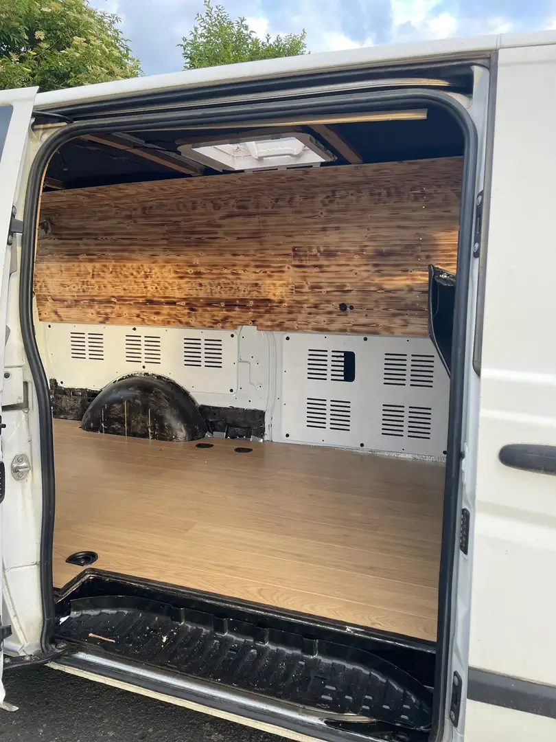 Mercedes-Benz Vito 2.1 CDI Blanc - 1