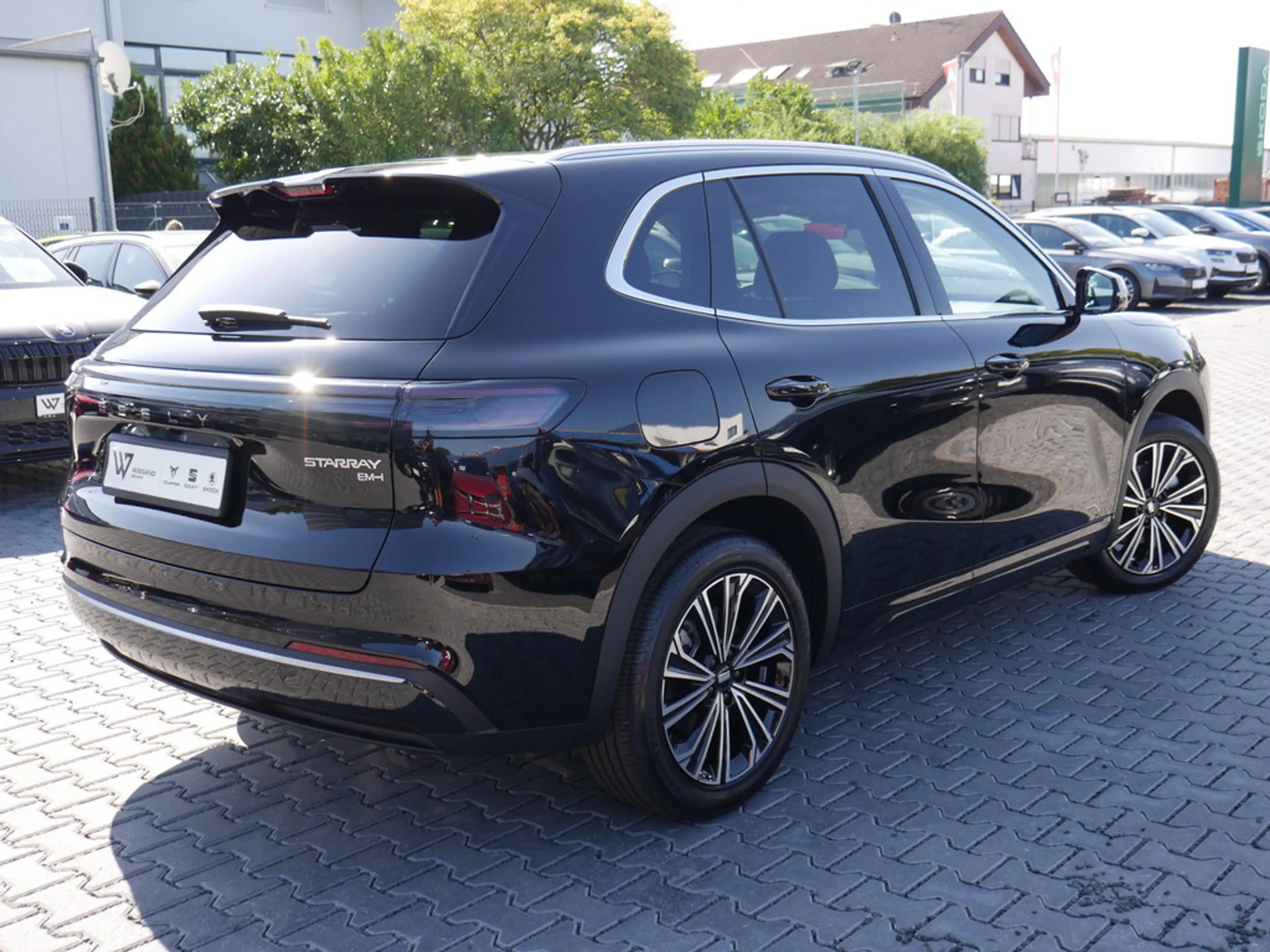 Geely Starray EM-i Max + NAVI ACC HUD LED PANO 360° — photo 4