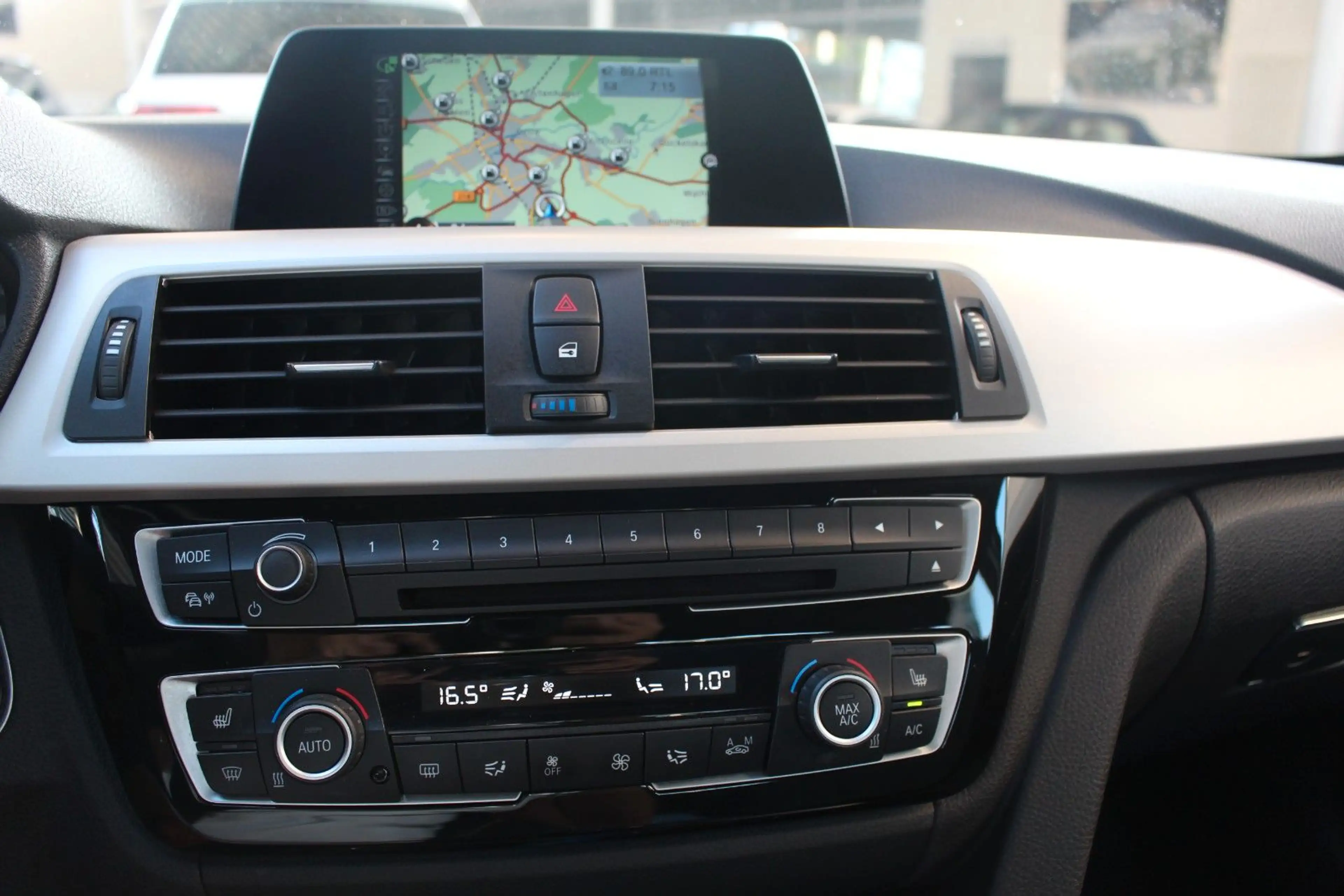 BMW 316 d Advantage+Keyless+Navi+SHZ+8-Fach — photo 12