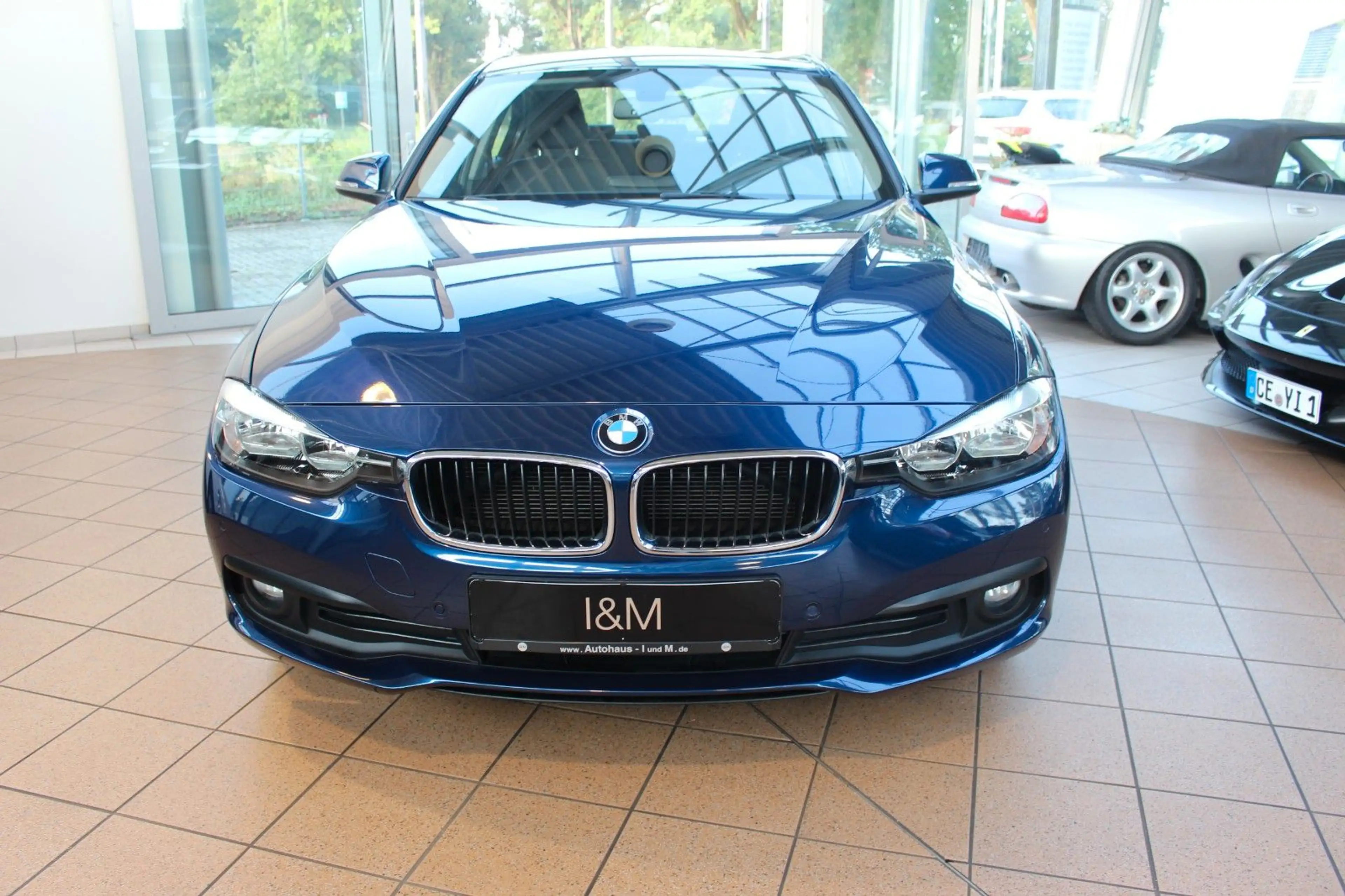 BMW 316 d Advantage+Keyless+Navi+SHZ+8-Fach
