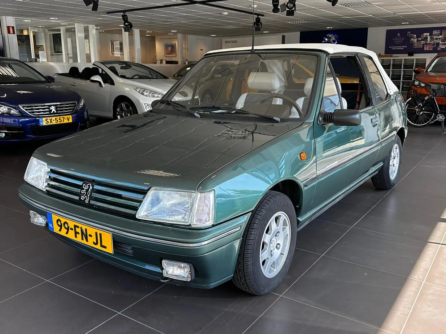 Peugeot 205 1.4 CABRIOLET ROLAND GARROS Verde - 1