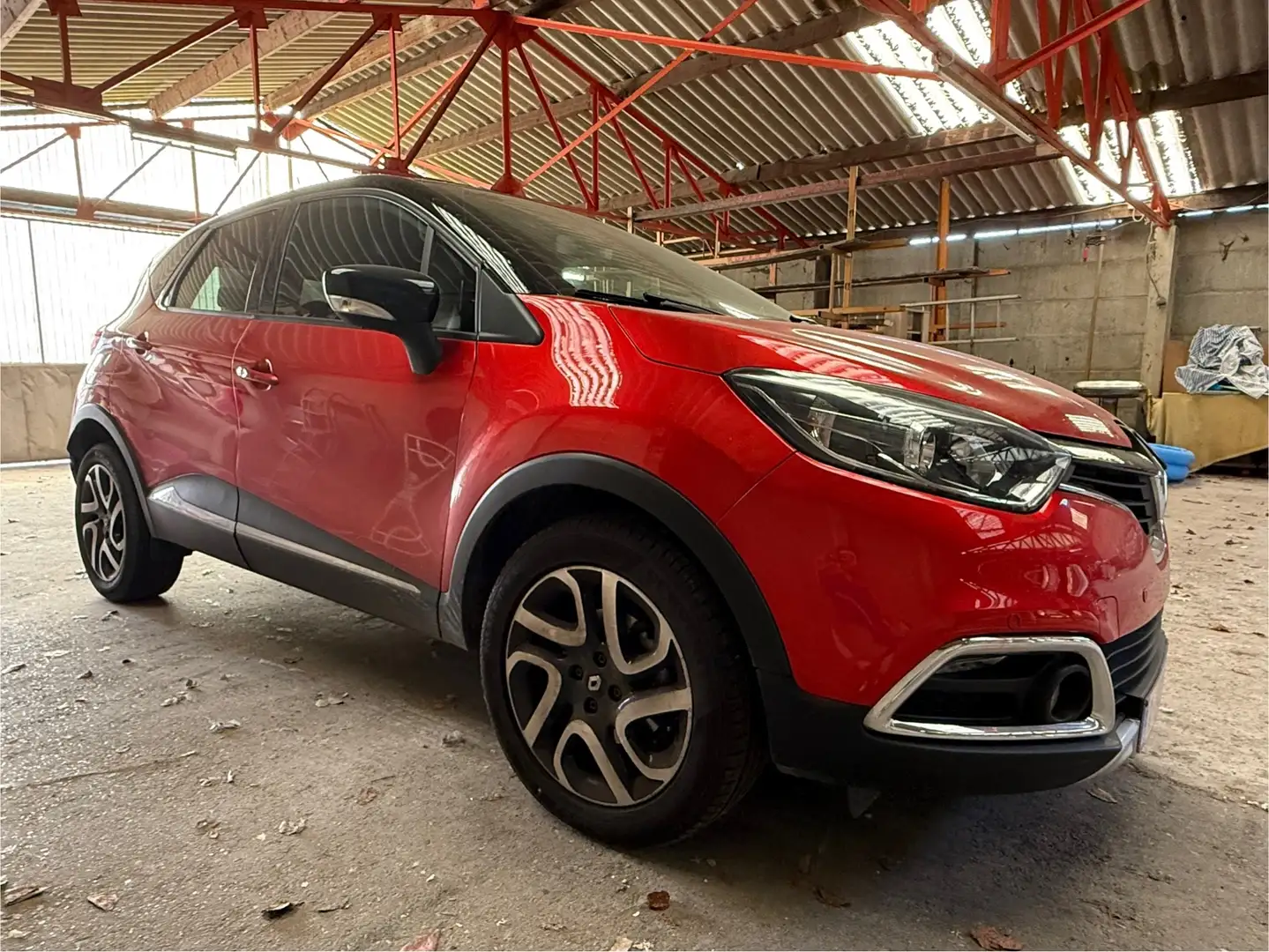 Renault Captur Captur ENERGY TCe 120 EDC Intens Rood - 1