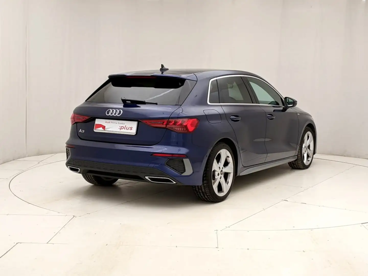 Audi A3 SPORTBACK 35 TDI S TRONIC Blu/Azzurro - 2