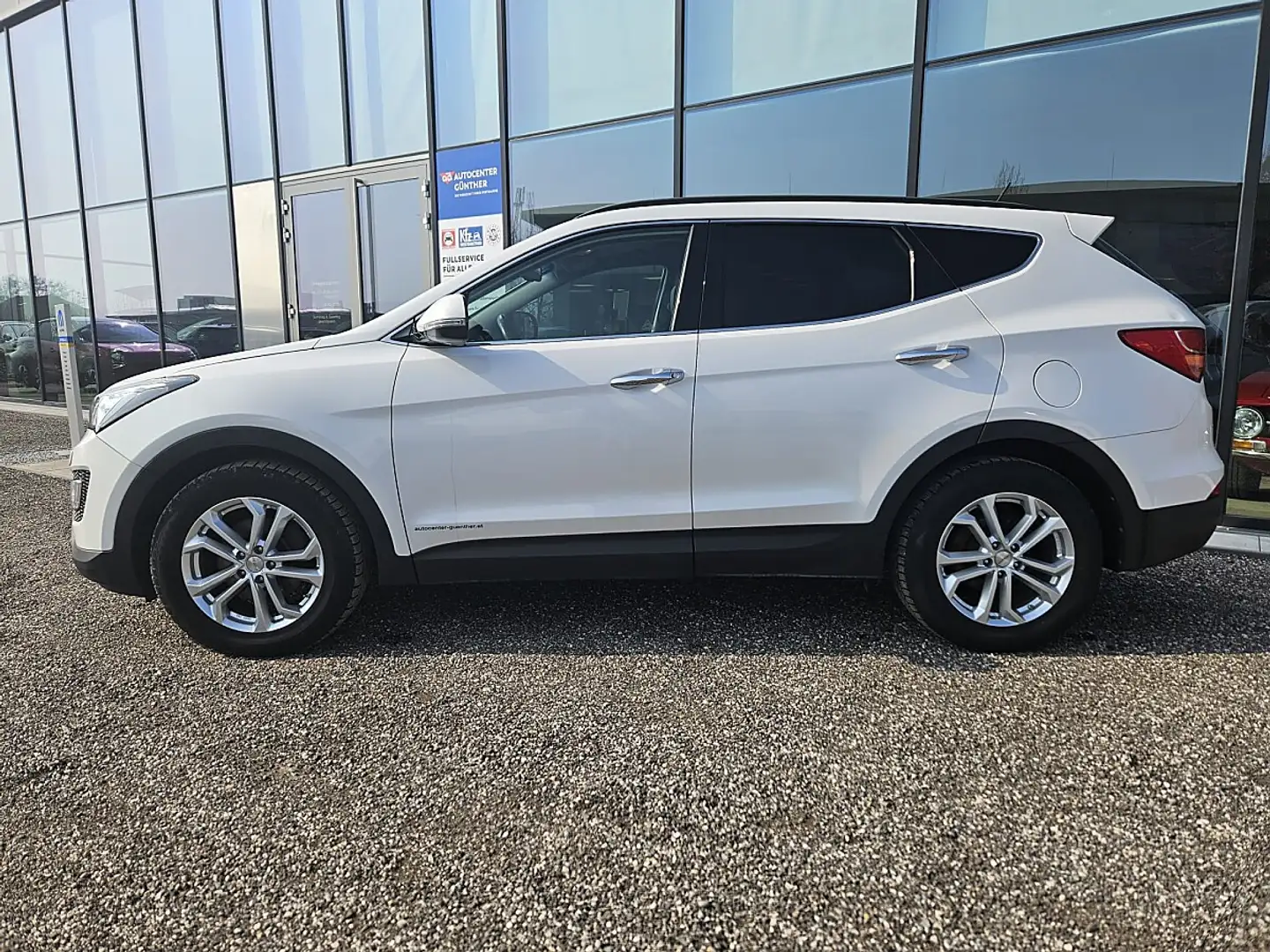 Hyundai SANTA FE Santa Fe 2,2 CRDi 4WD Style Aut. Weiß - 2