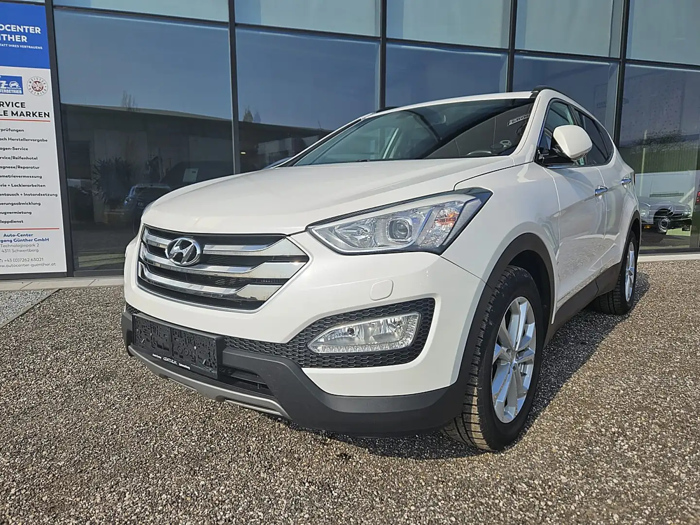 Hyundai SANTA FE Santa Fe 2,2 CRDi 4WD Style Aut. Weiß - 1