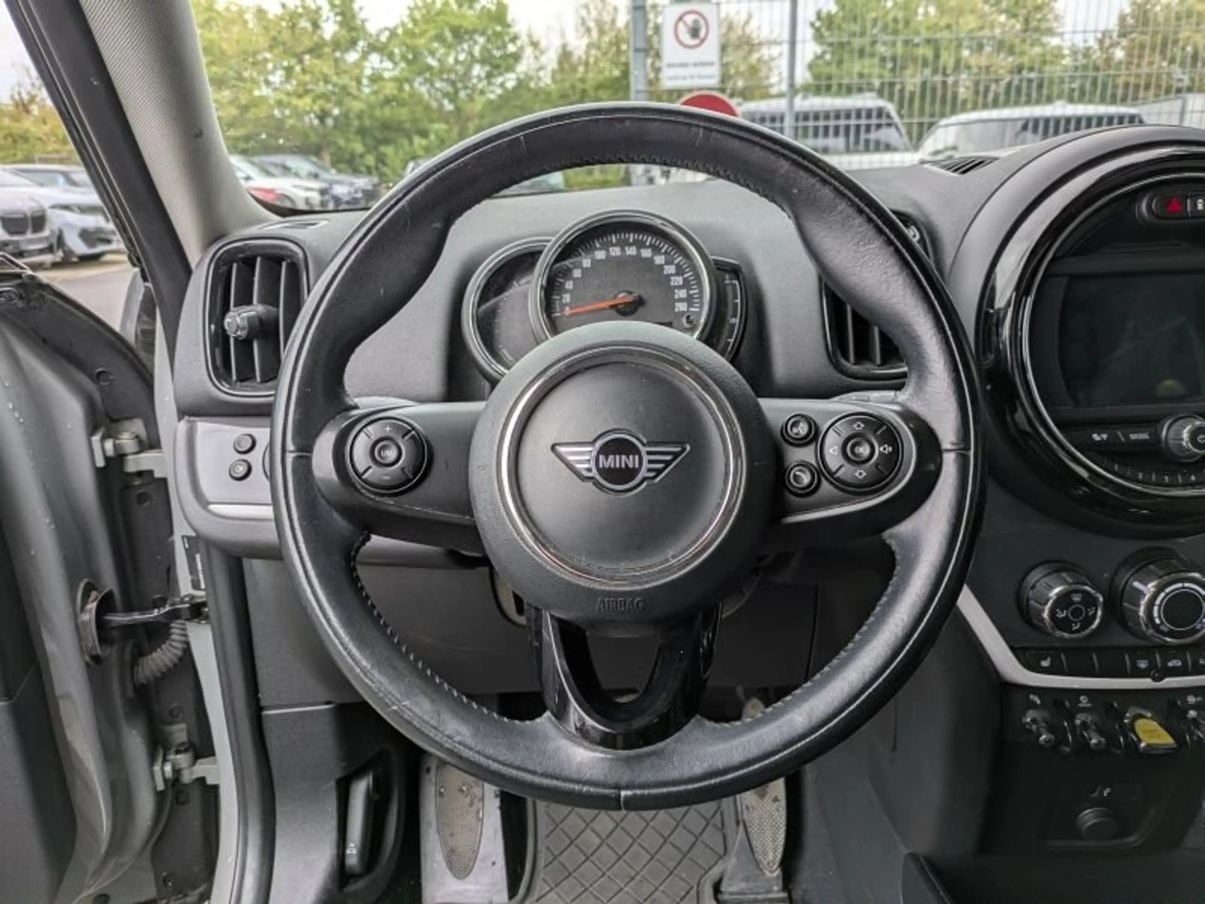 MINI Cooper SE Countryman Cooper SE PHEV Countryman — photo 7
